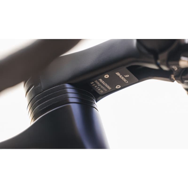 Cestný bicykel BASSO Astra disc, camaleont, Shimano Ultegra Di2, Microtech MrLite 6