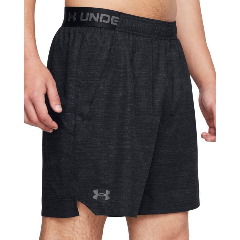 Pánske tréningové kraťasy UNDER ARMOUR UA Vanish Woven 6in Prnt Sts-BLK 2