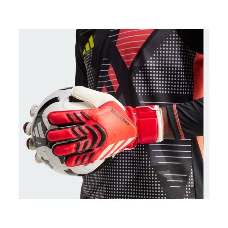 Futbalové brankárske rukavice ADIDAS PRED GL MTC PURRUB LUCRED BLACK 6