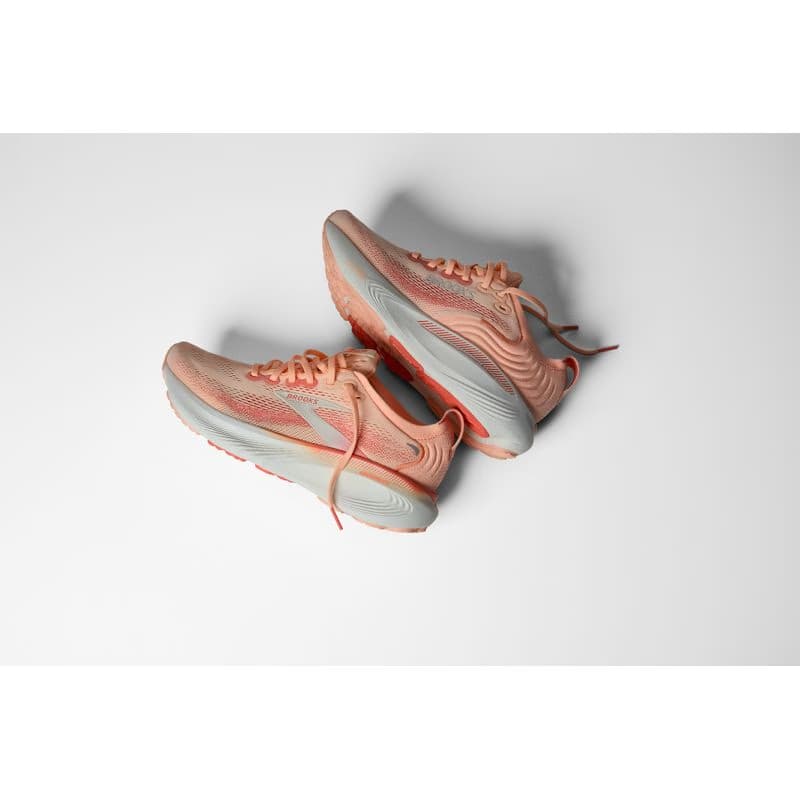 Dámska bežecká obuv BROOKS Adrenaline GTS 25 W peach echo coconut 5