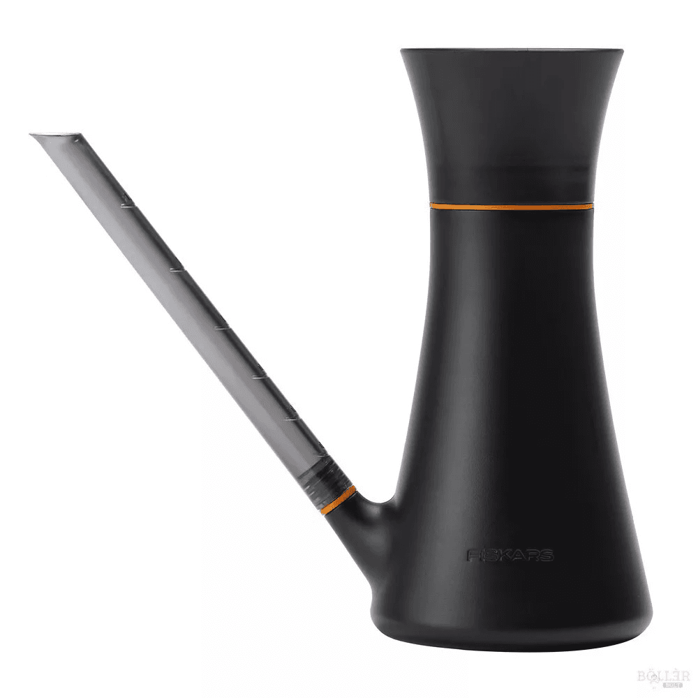 Krhla na polievanie Fiskars 1,2 l, plast, čierna