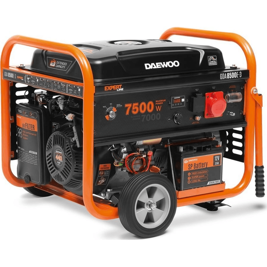 Daewoo GDA 8500E-3 motorový generátor 7000 W 30 L Benzín Čierna, Oranžová
