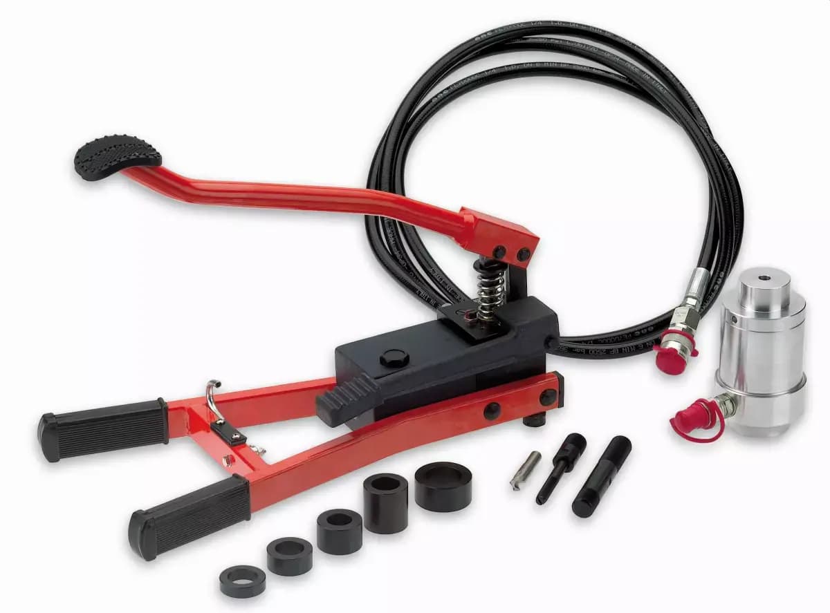 Hydraulický děrovač s nožní pumpou 75 KN