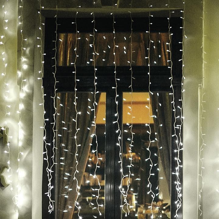 LED svietiaci záves, na vonkajšie použitie, 2 m x 1 m, 210 ks studených bielych LED