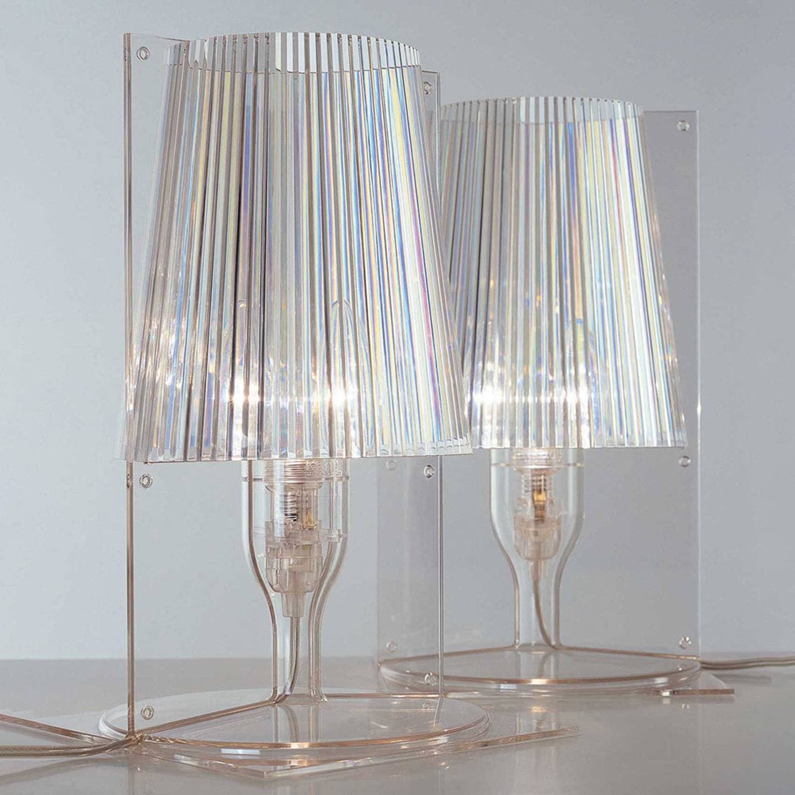 Kartell Take dizajnérska stolná lampa, priehľadná