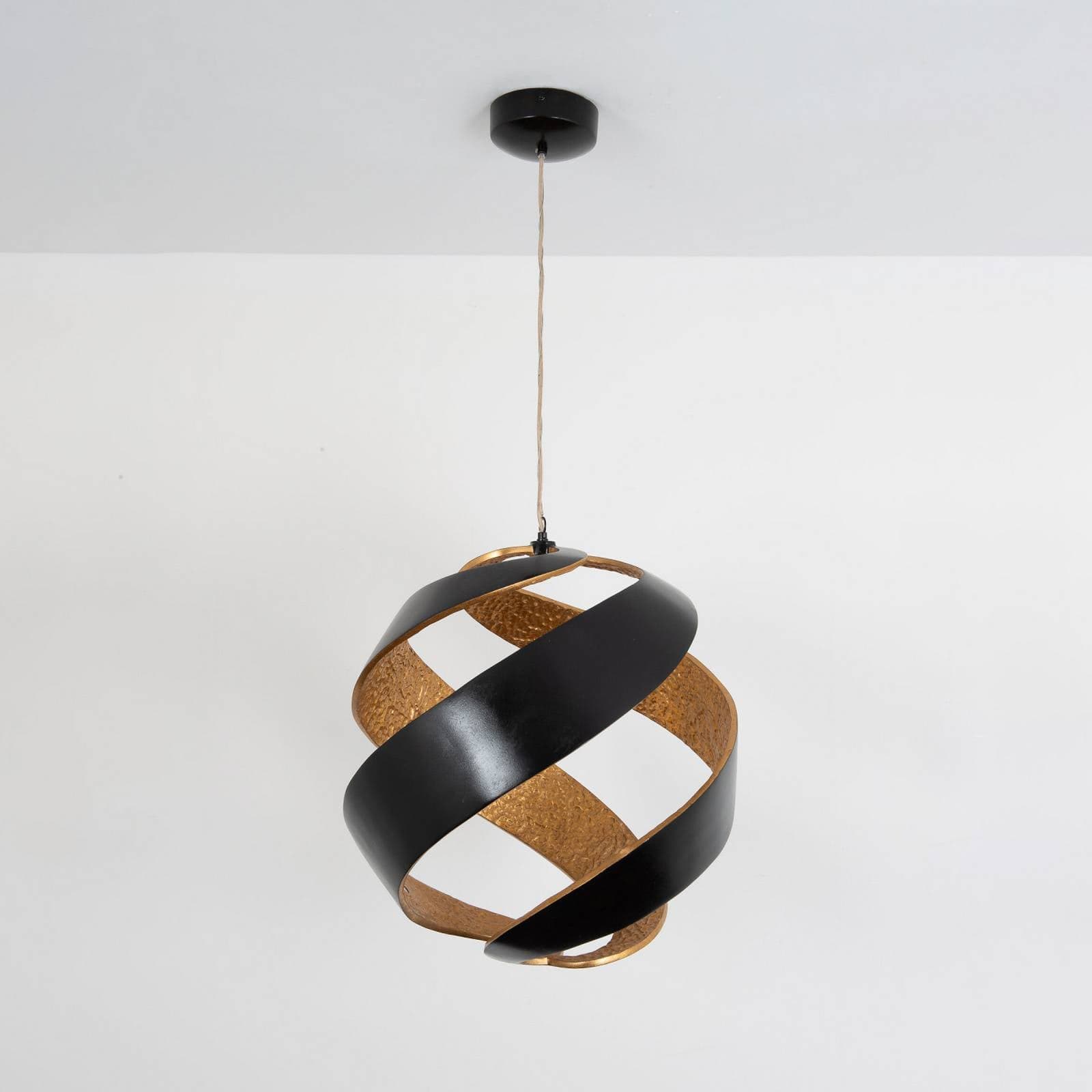 LED závesné svietidlo INFULUCE, čierna/zlatá, Ø 52 cm, kov, stmievateľné