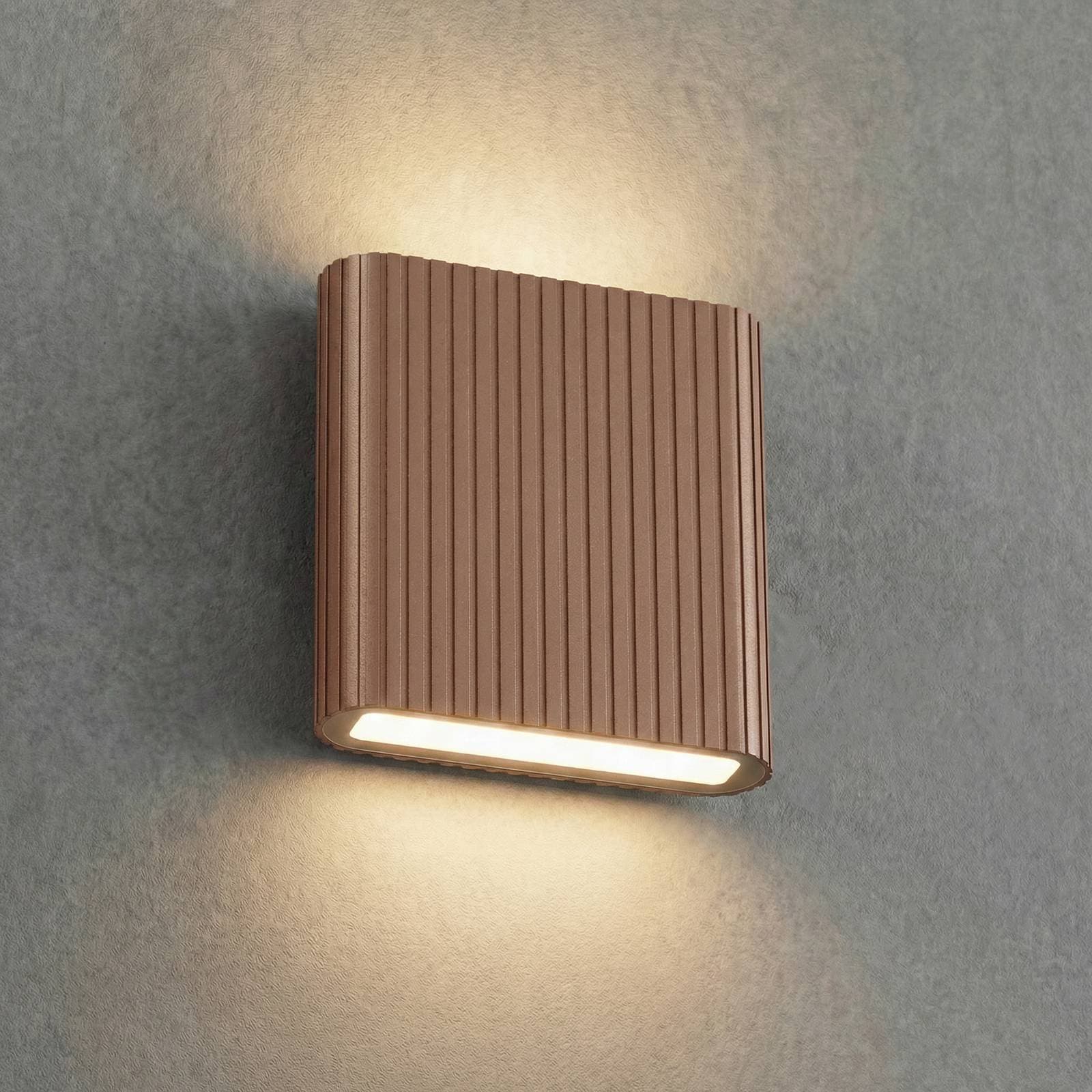 Vonkajšie nástenné LED svietidlo Lucande Raija, tmavohnedá, výška 19 cm, CCT