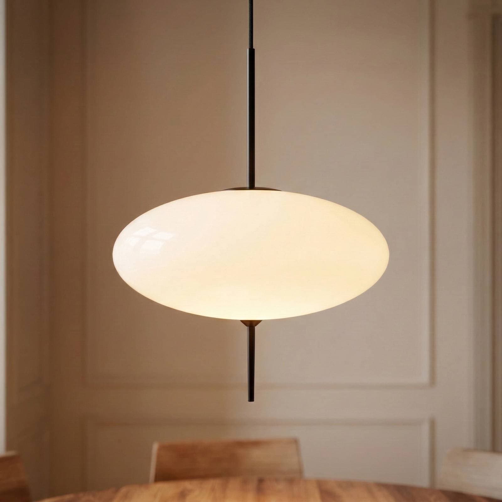 Lindby závesné svietidlo Hikari, Ø 30 cm, biele, sklo, E14
