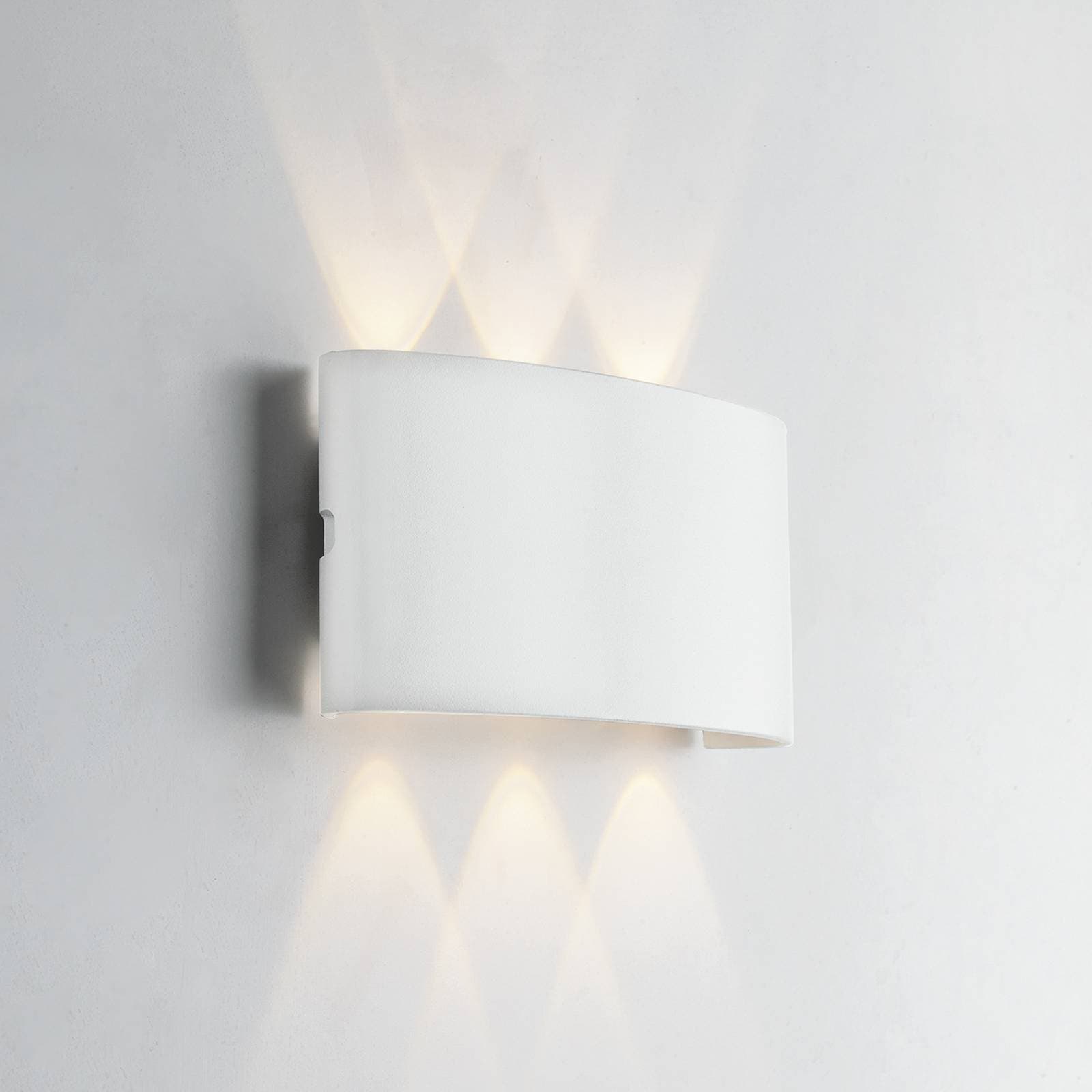 LED vonkajšie nástenné svietidlo Betle, biela, šírka 17 cm, kov, CCT