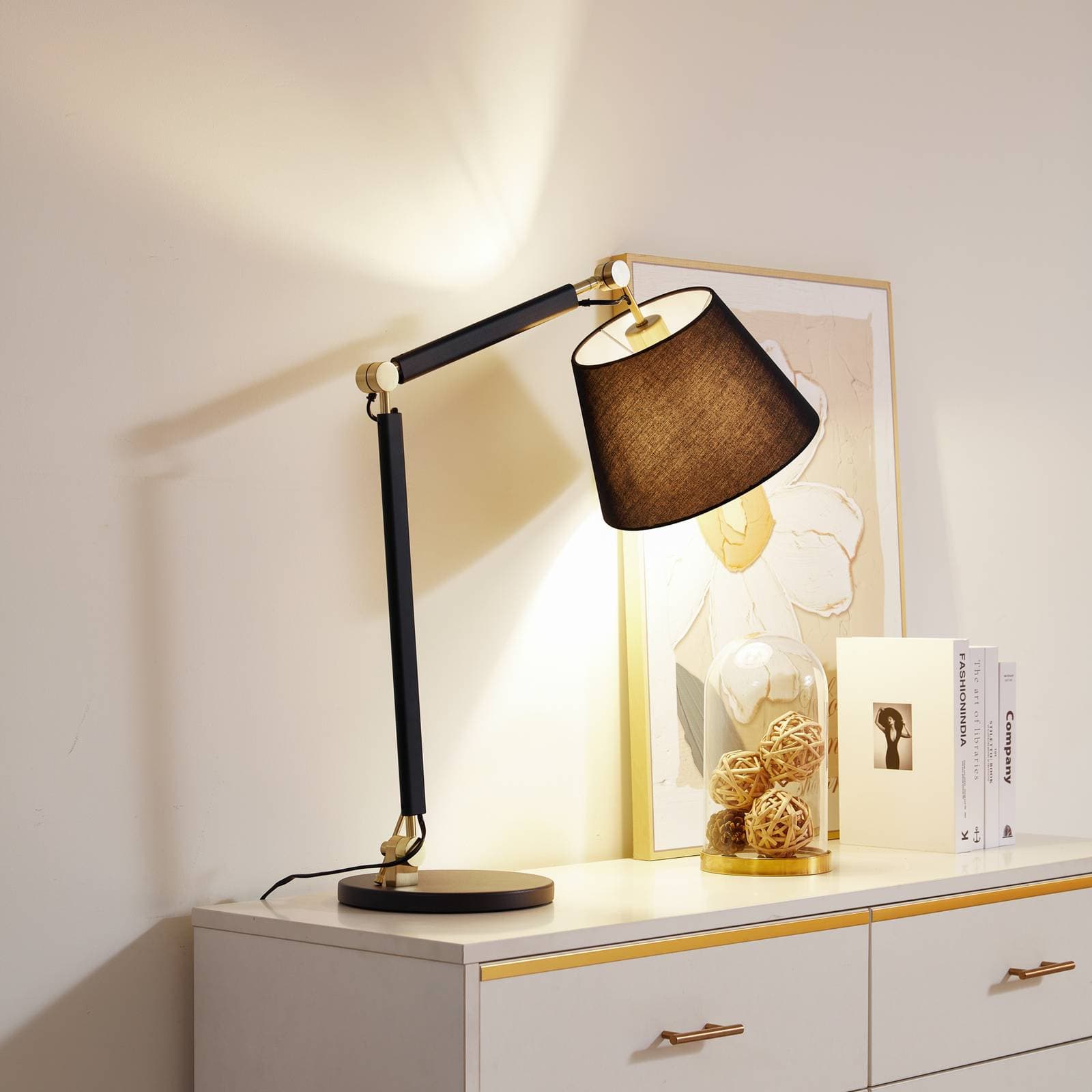 Stolová lampa Lucande Marvaine, čierna/zlatá farba, nastaviteľná