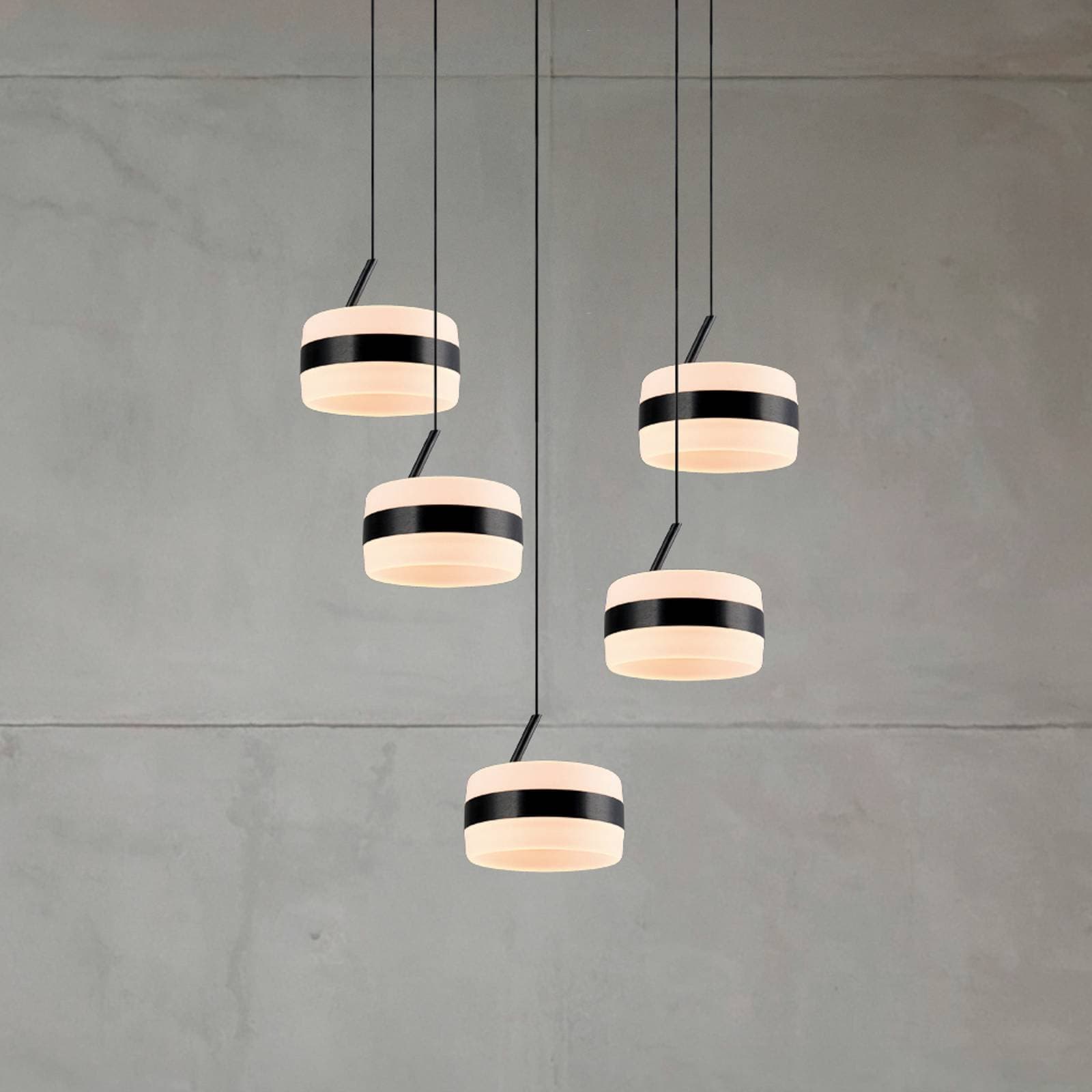 LED závesné svietidlo Dios, čierne, Ø 45 cm, CCT, 5-pl.