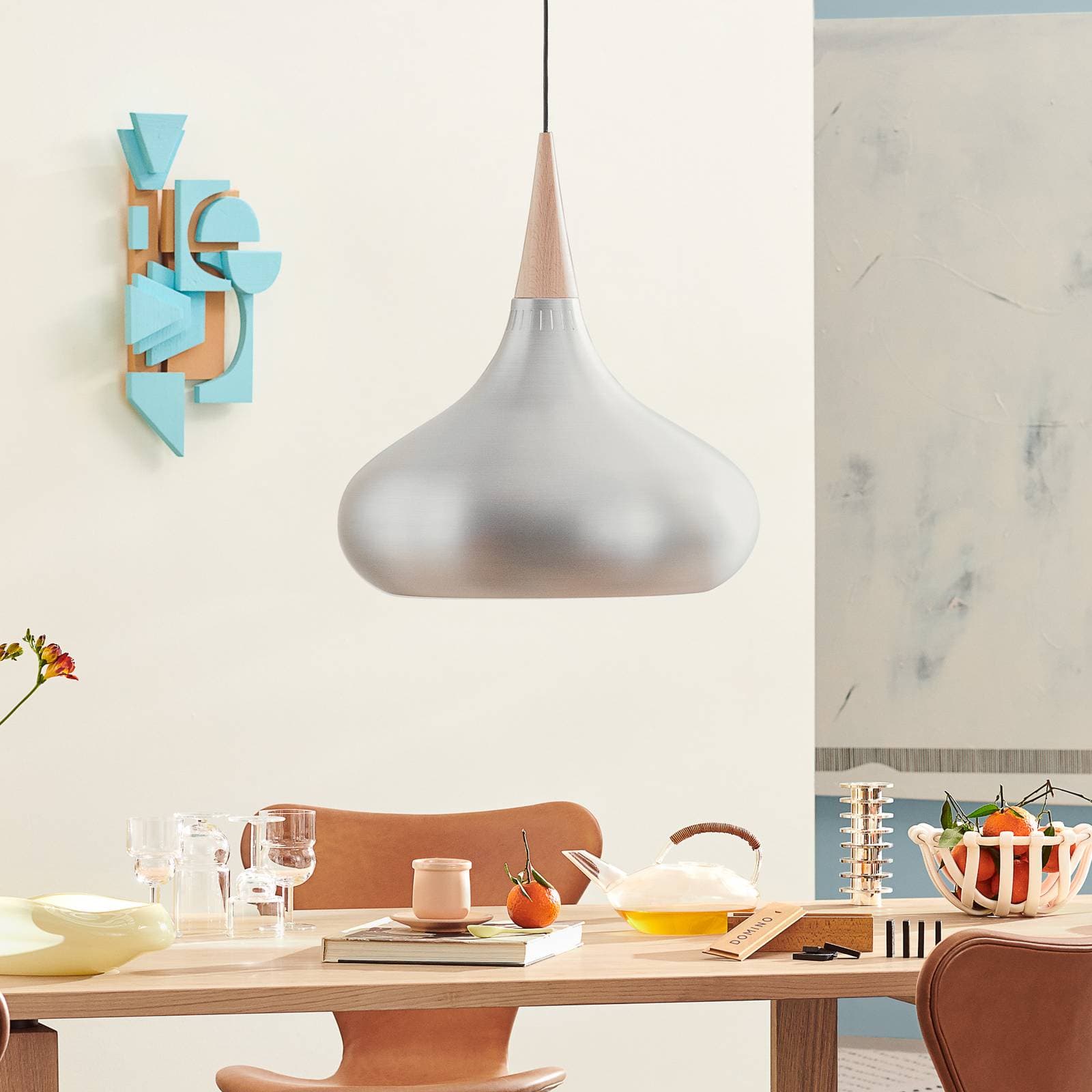 FRITZ HANSEN Orient P3 závesné svietidlo hliník/dub Ø 50 cm