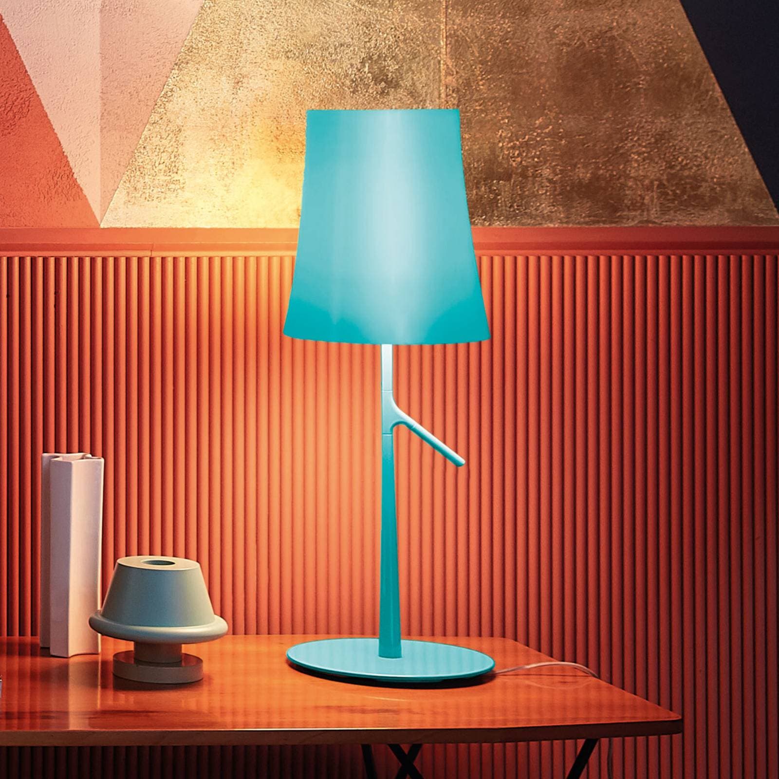 Stolová lampa Foscarini Birdie LED piccola v akvamarínovej farbe