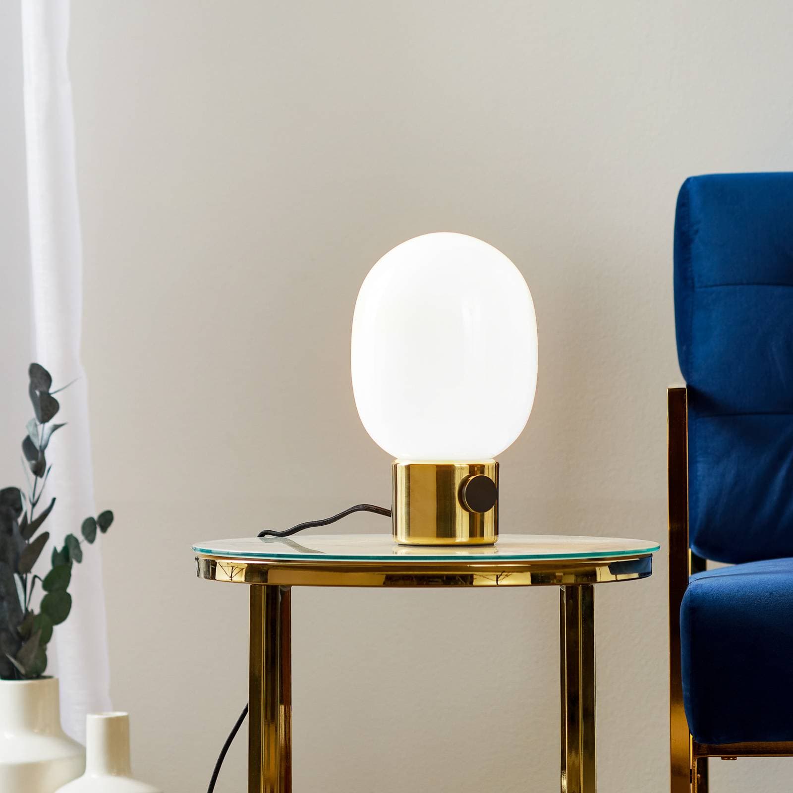 Stolová lampa Audo JWDA, 29 cm, mosadz, stmievateľné