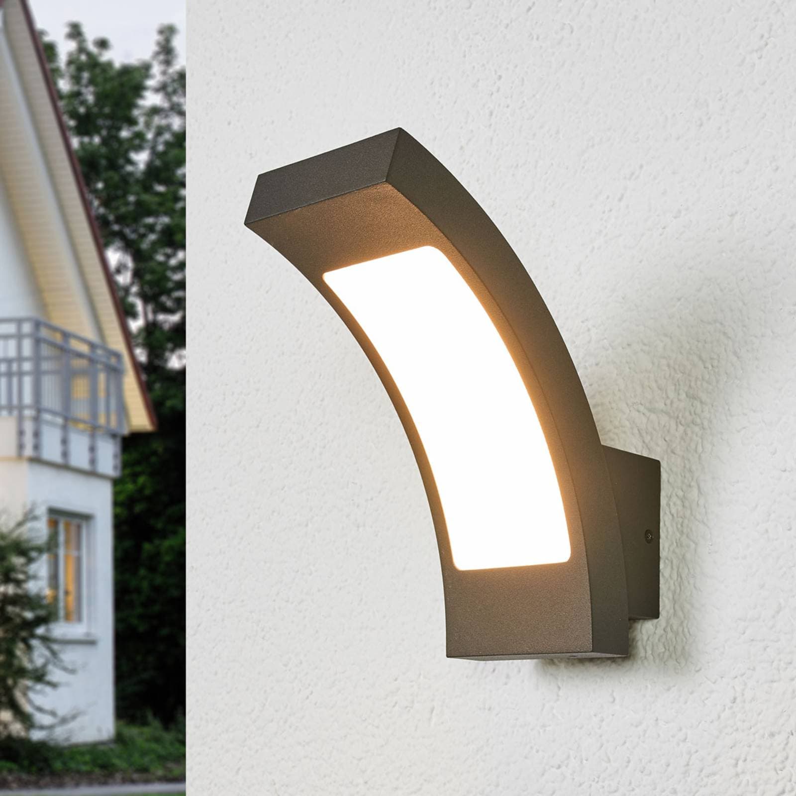 Lucande LED vonkajšie nástenné svietidlo Juvia, 19 cm, antracit, IP54