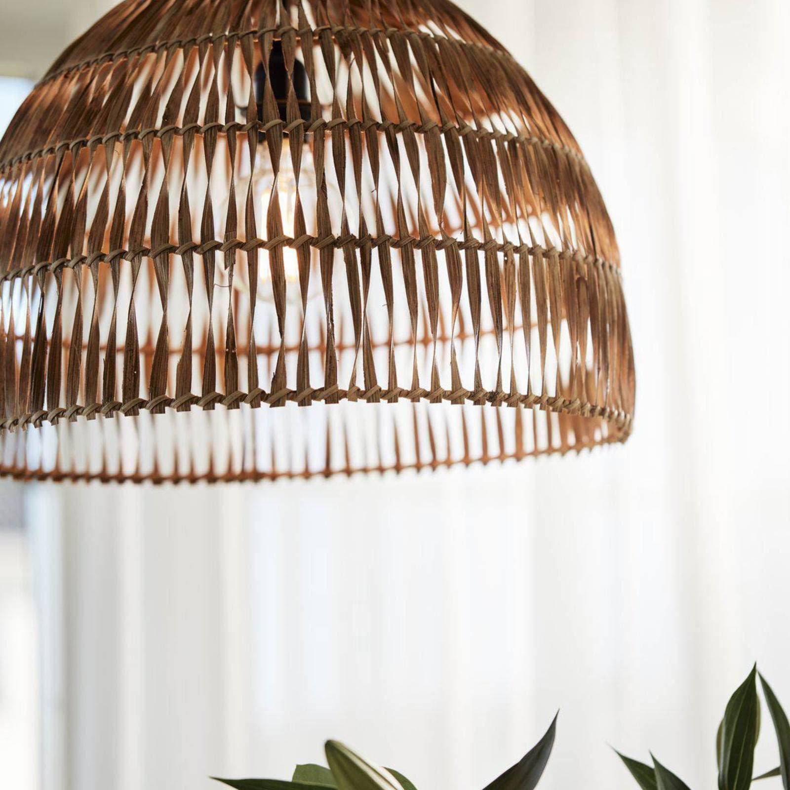 PR Home Závesné svietidlo Lace, ratanový tienidlo, Ø 37 cm