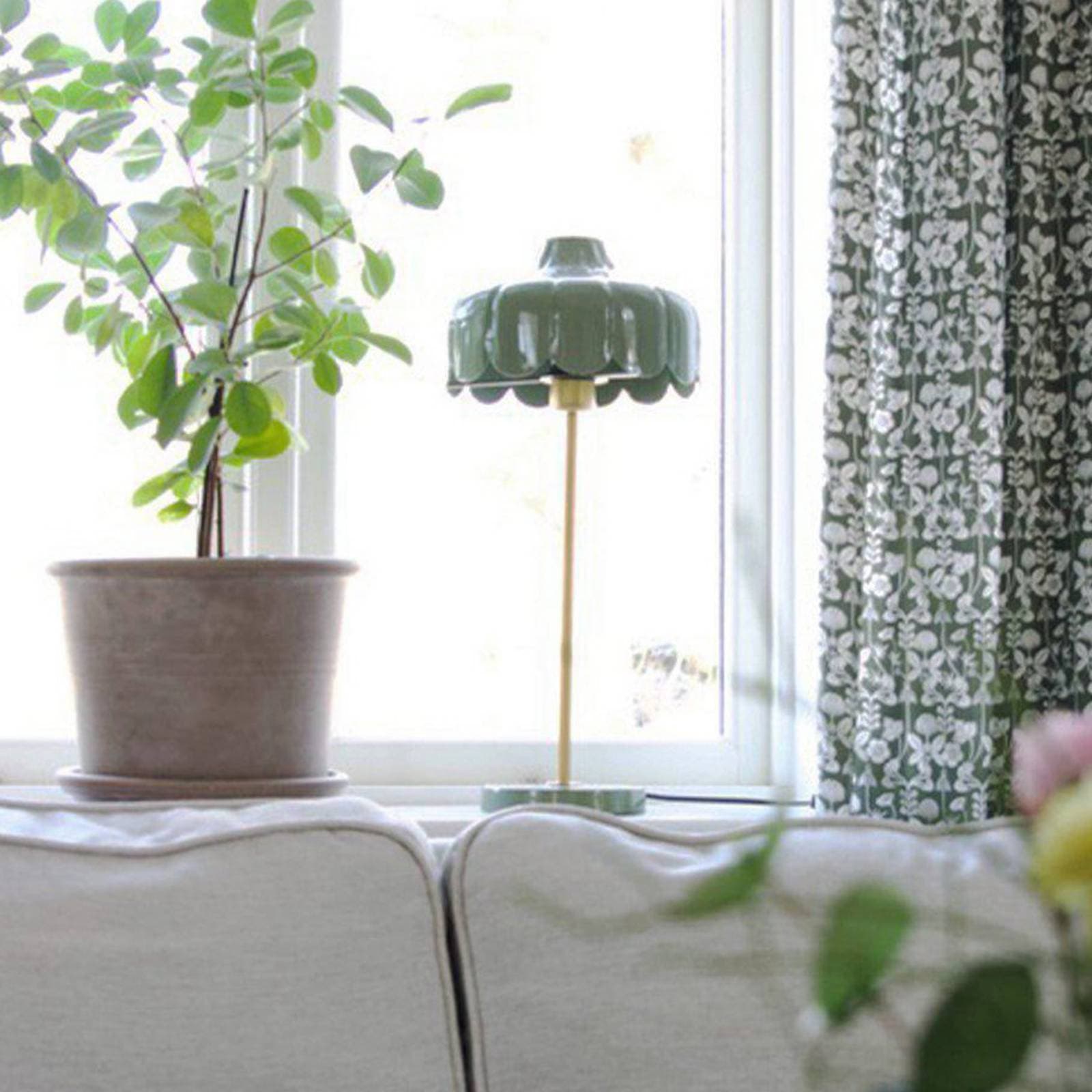 PR Home Stolová lampa Wells, zelená/zlatá, výška 50 cm