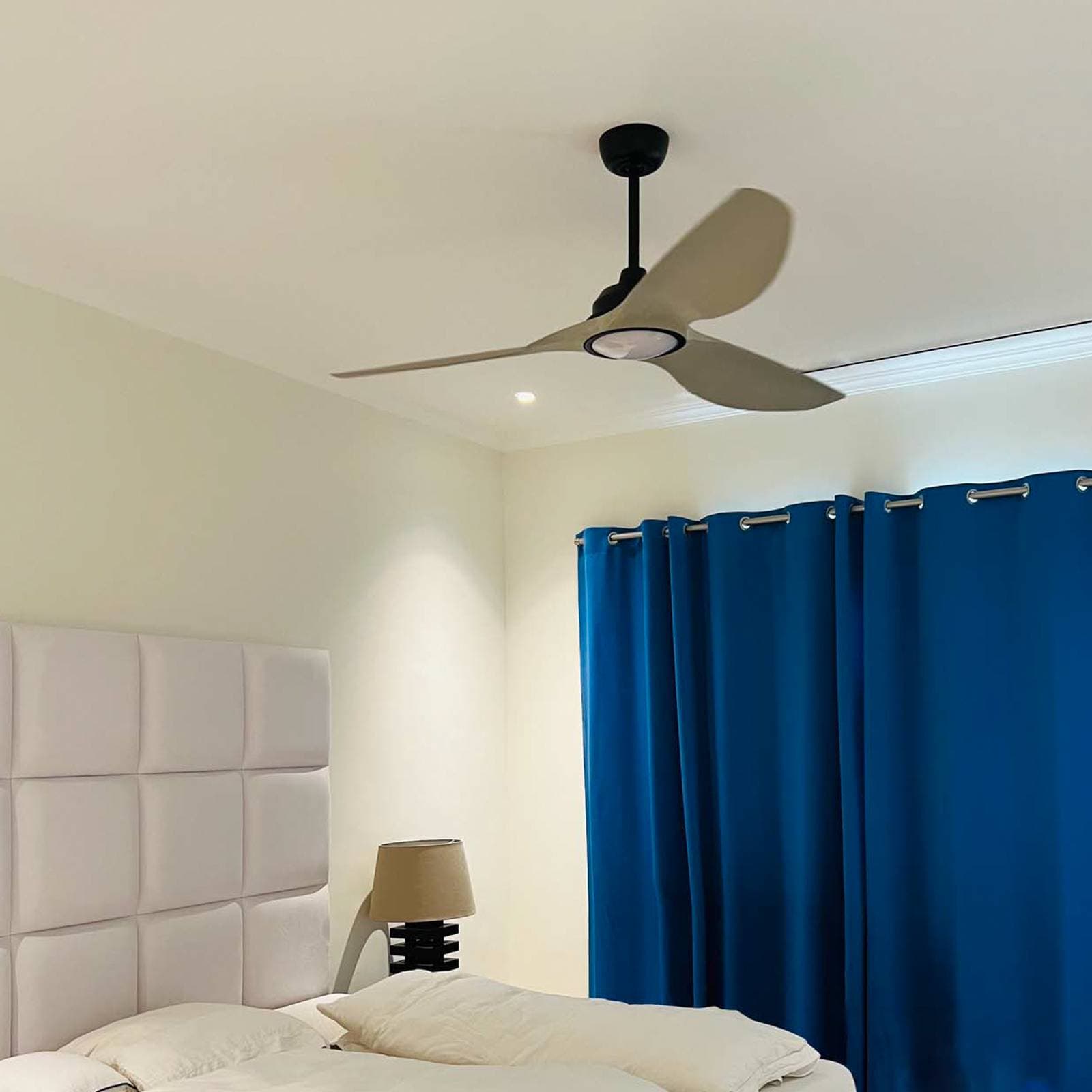 Stropný ventilátor Imari LED, trojlopatkový