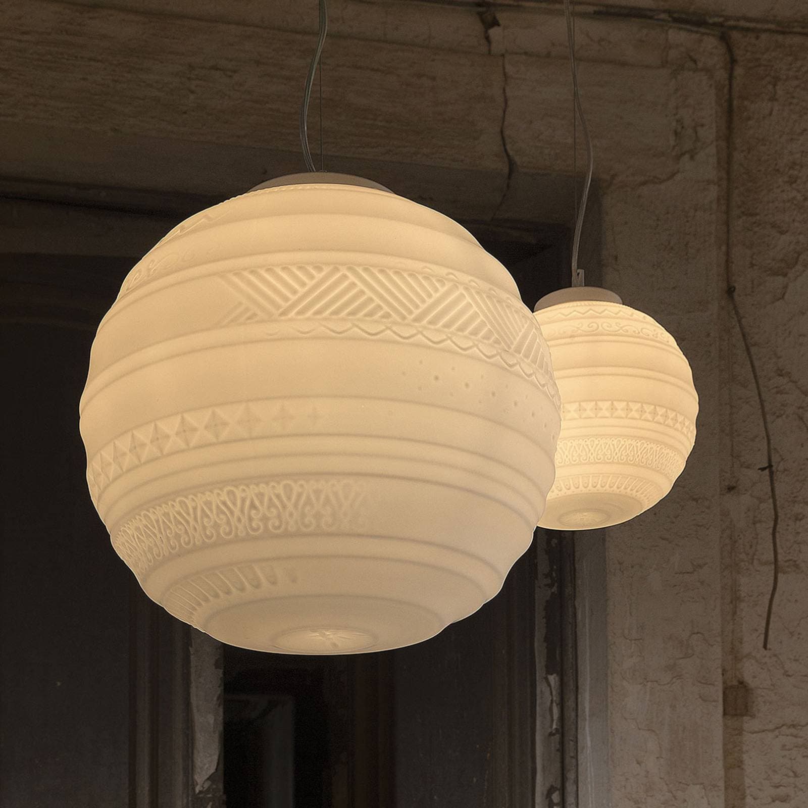 Karman Braille, dizajnérska závesná lampa, 25 cm