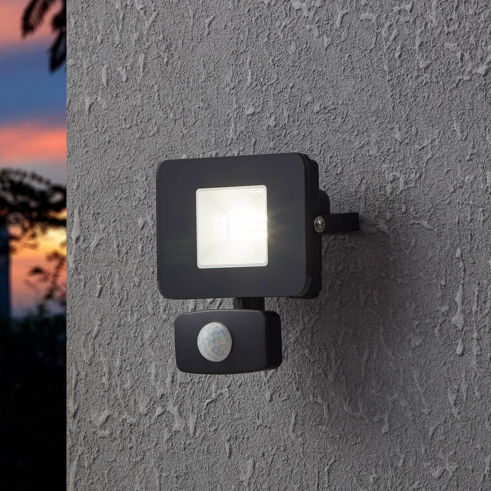 LED reflektor vonkajší Faedo 3, snímač, čierna/10W