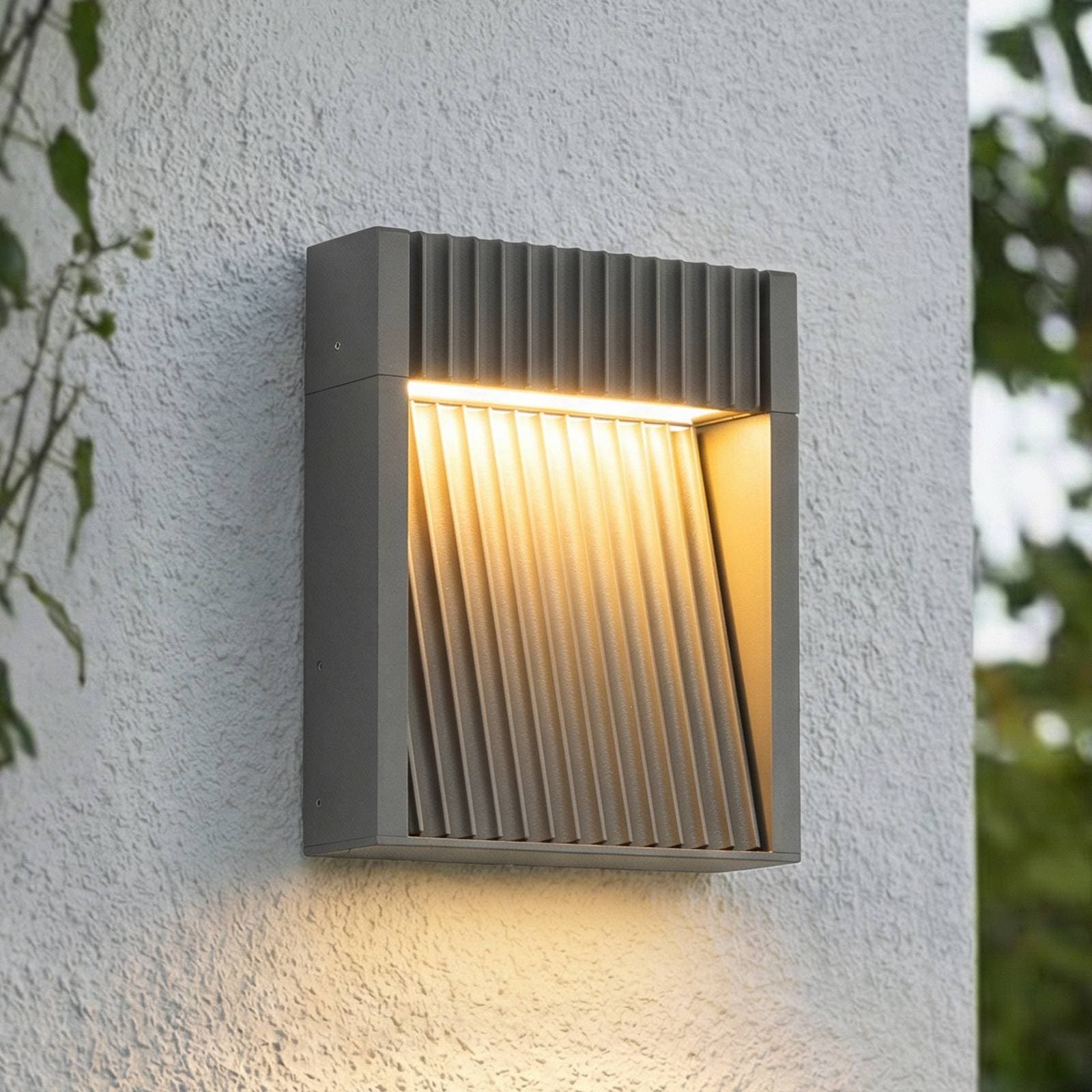 Lucande LED vonkajšie nástenné svietidlo Tavion, 16 cm, antracitová, IP65
