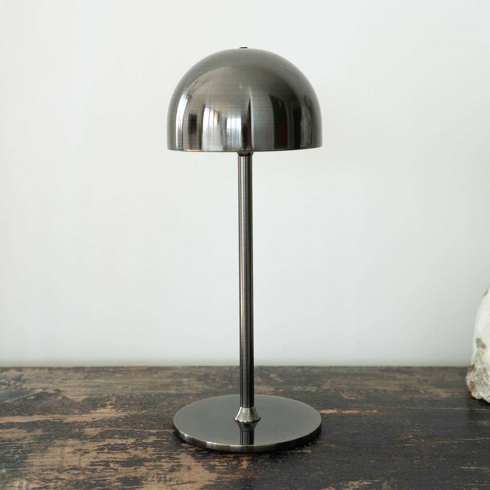 stolová LED lampa Tim, niklová farba, výška 30 cm, IP54