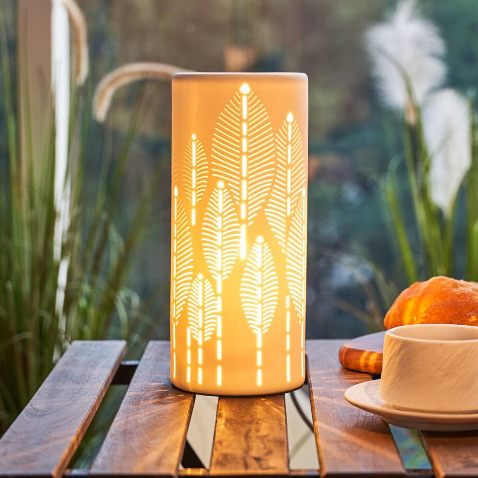 Stolová lampa Pauleen WARM SUNKISS, biela, výška 27 cm, porcelán