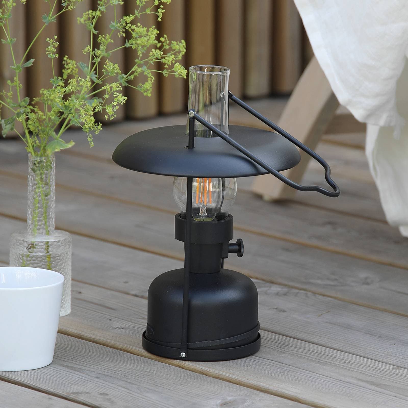 Markslöjd LED stolná lampa Fanos, čierna, stmievateľná, IP44