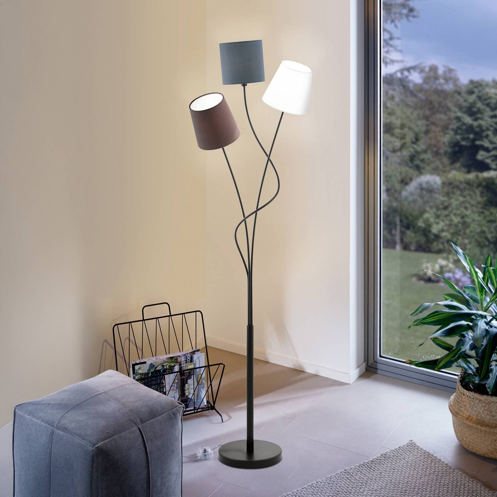Stojaca lampa Maronda tri textilné tienidlá