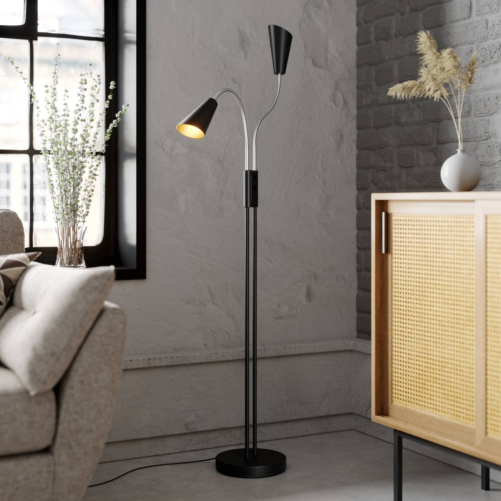 Stojacia lampa Lucande Medira, čierna, 2 svetlá, nastaviteľná, GU10