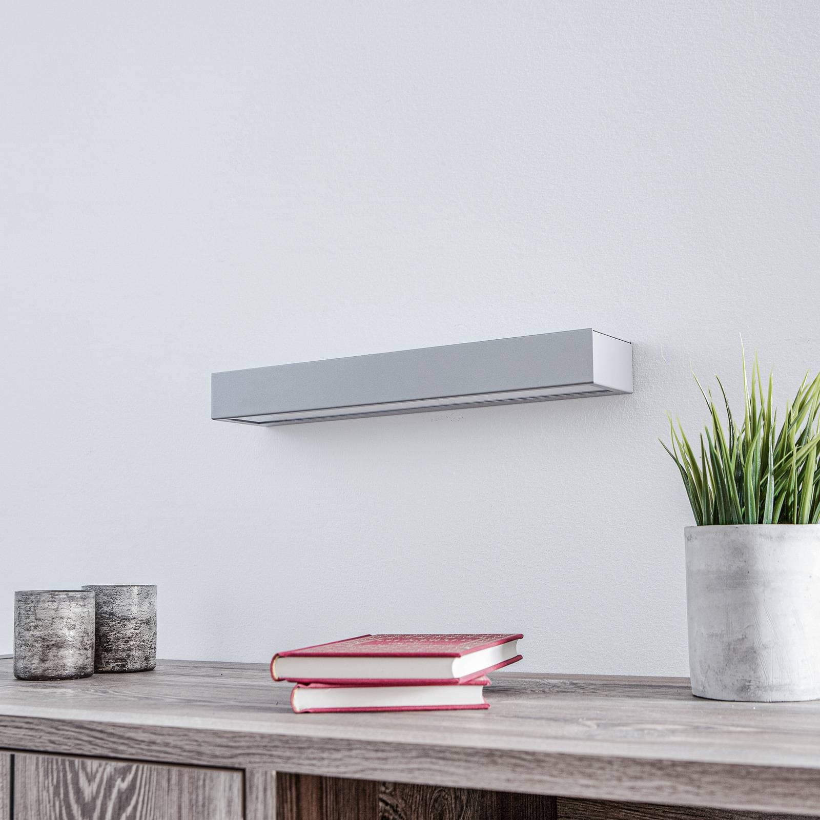 Mera LED nástenné svietidlo, šírka 40 cm, hliník, 3 000 K