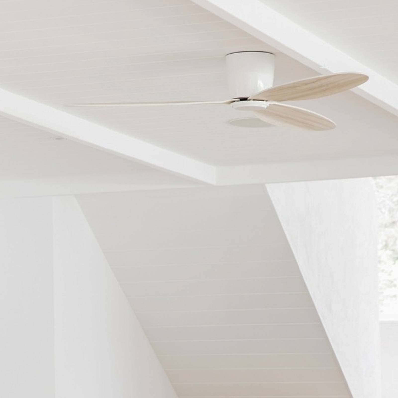 Stropný ventilátor Beacon Airfusion Radar dub Ø 106 cm tichý