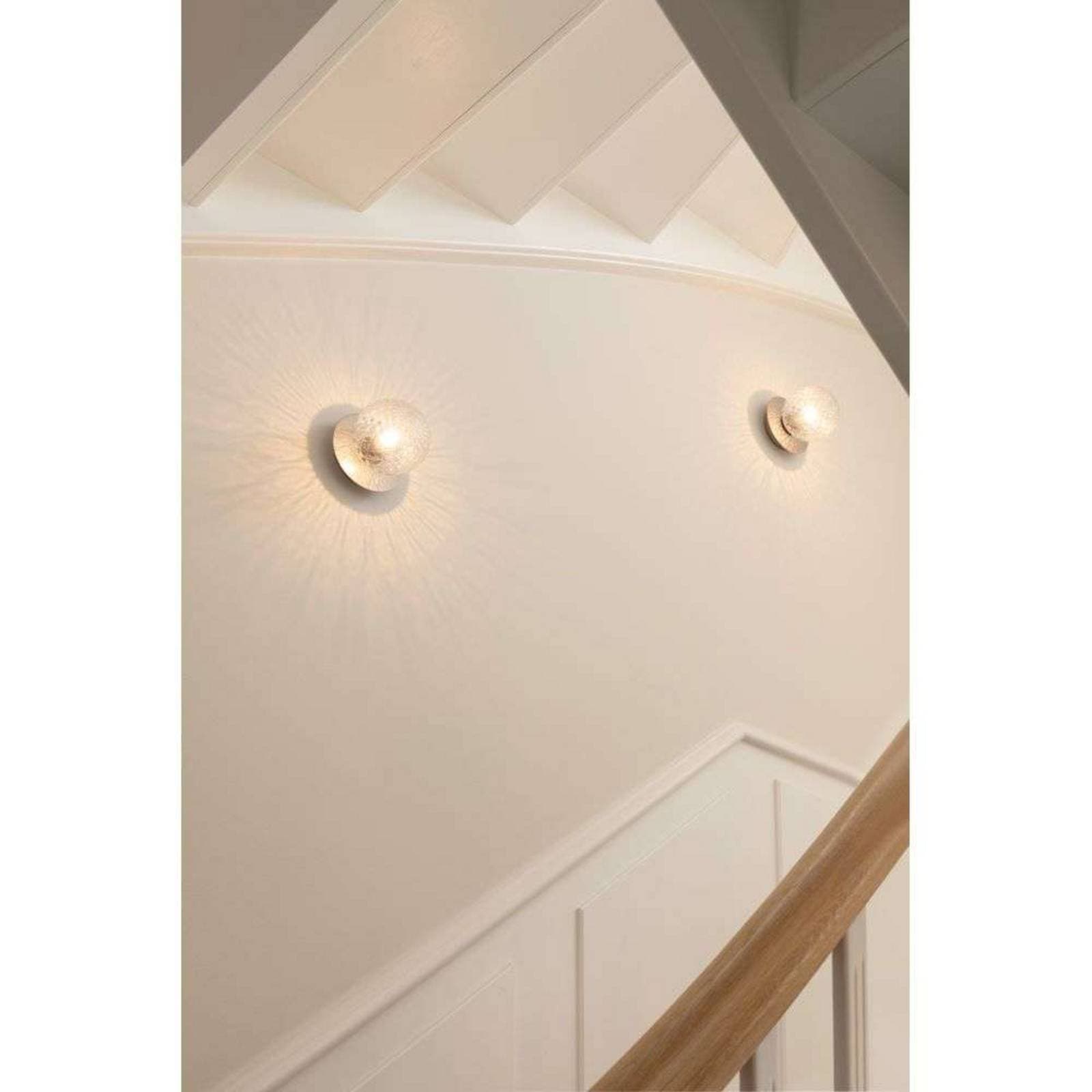 Nuura Liila 1 nástenné svetlo, Ø 14 cm, IP44, strieborná/číra