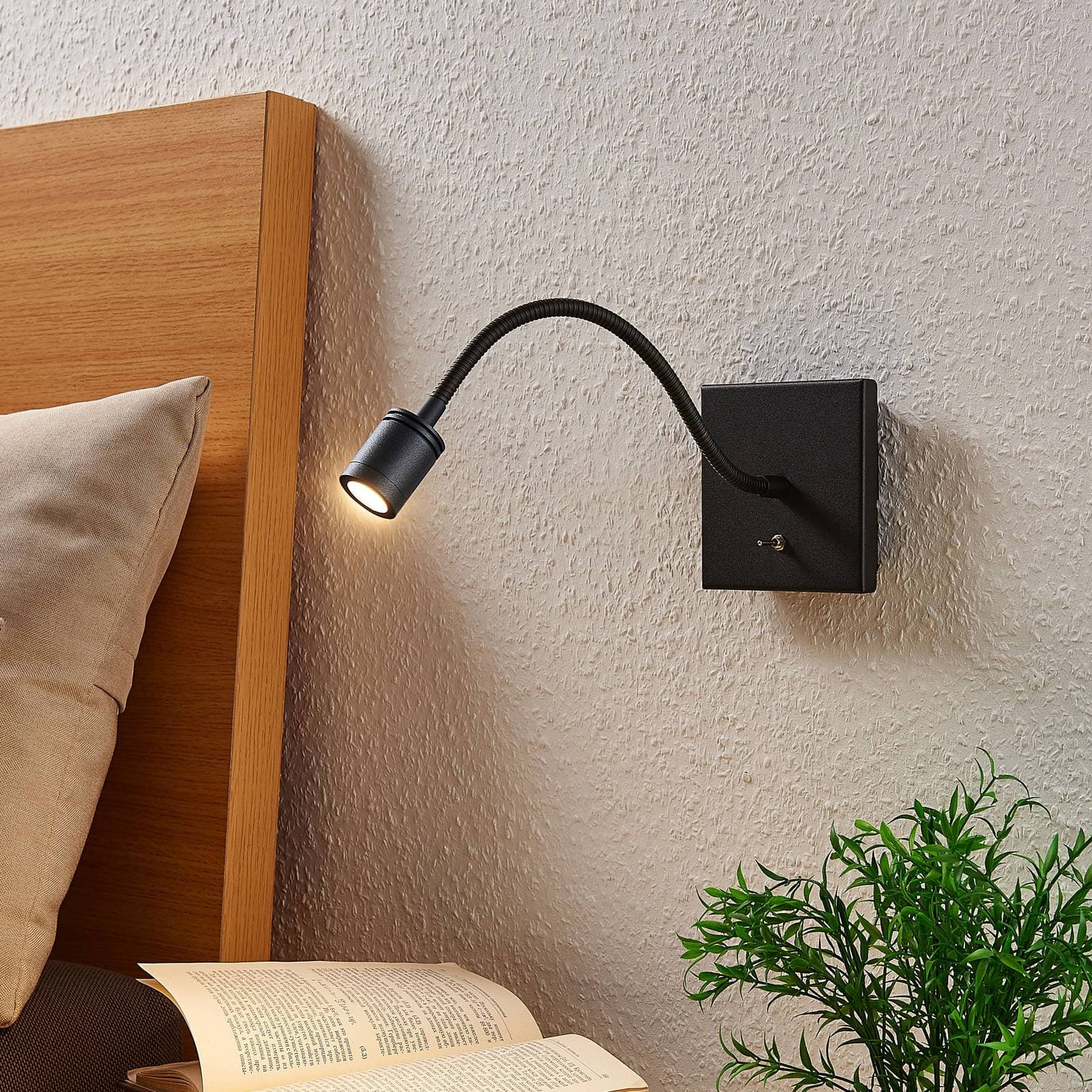 Lindby LED nástenné svietidlo Mayar, 2ks, čierne, lampa na čítanie, 11 cm