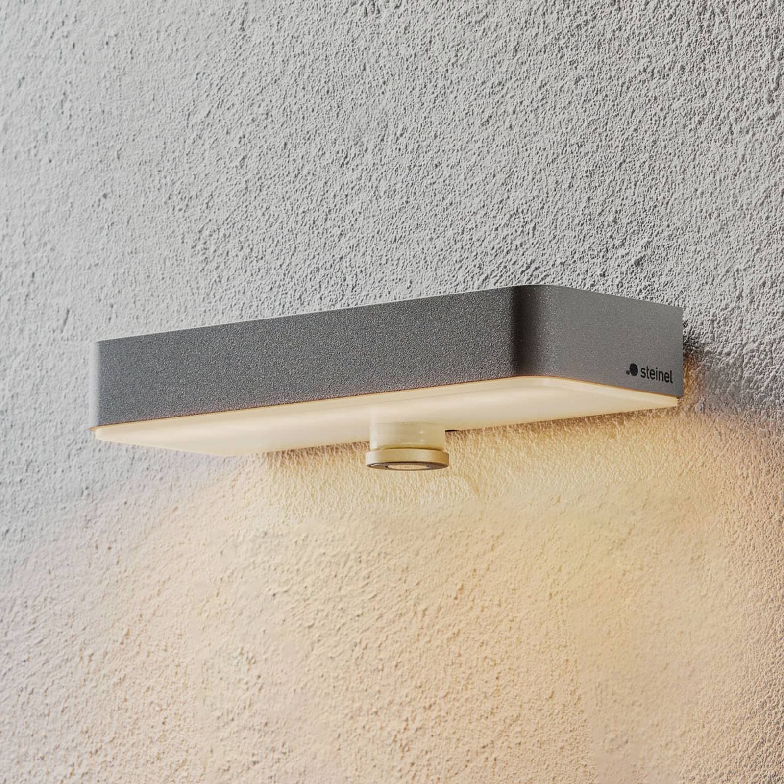 STEINEL LED nástenné svietidlo XSolar SOL-O S, strieborné, senzor
