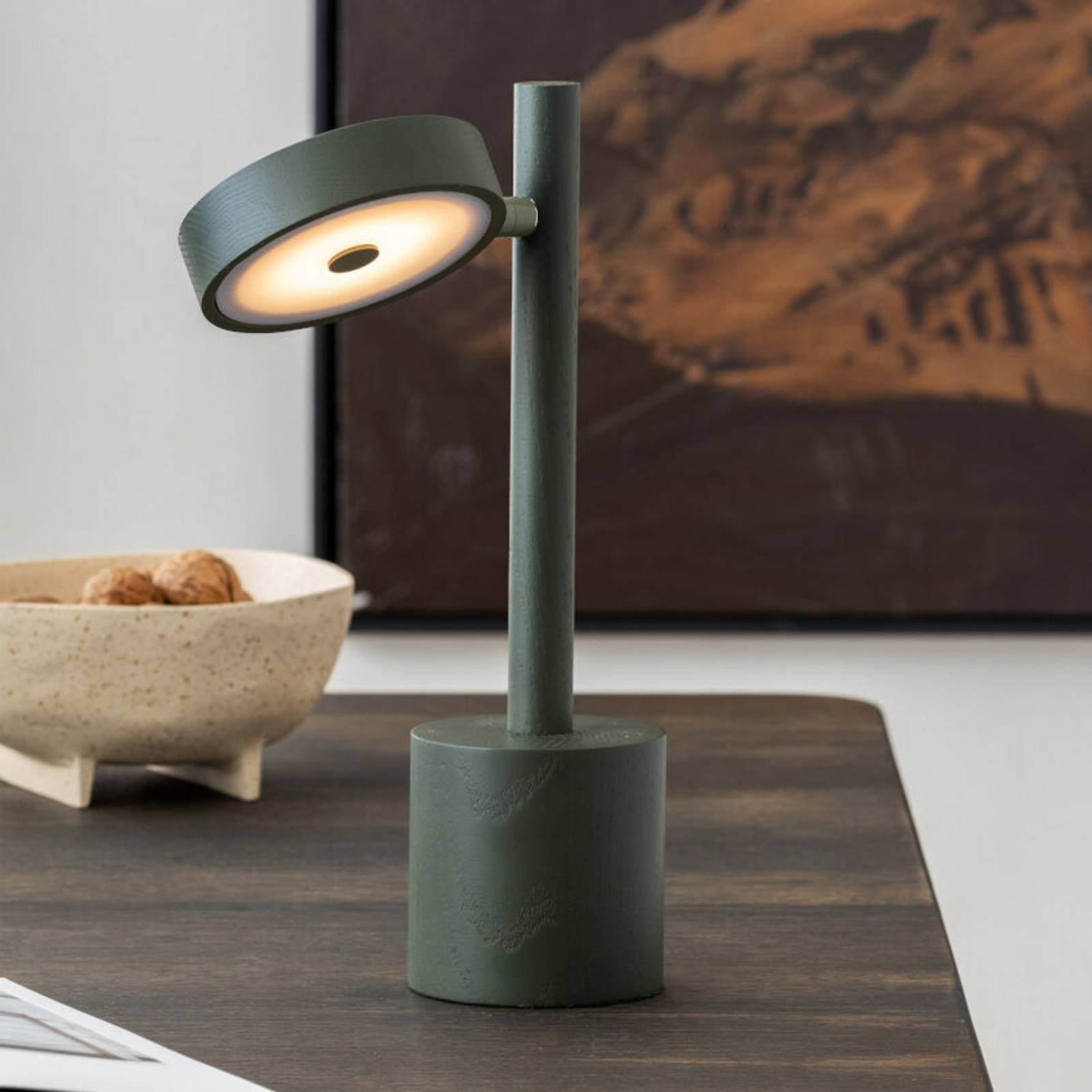 GOOD & MOJO stolová LED lampa Okinawa, zelená, 35 cm, drevo
