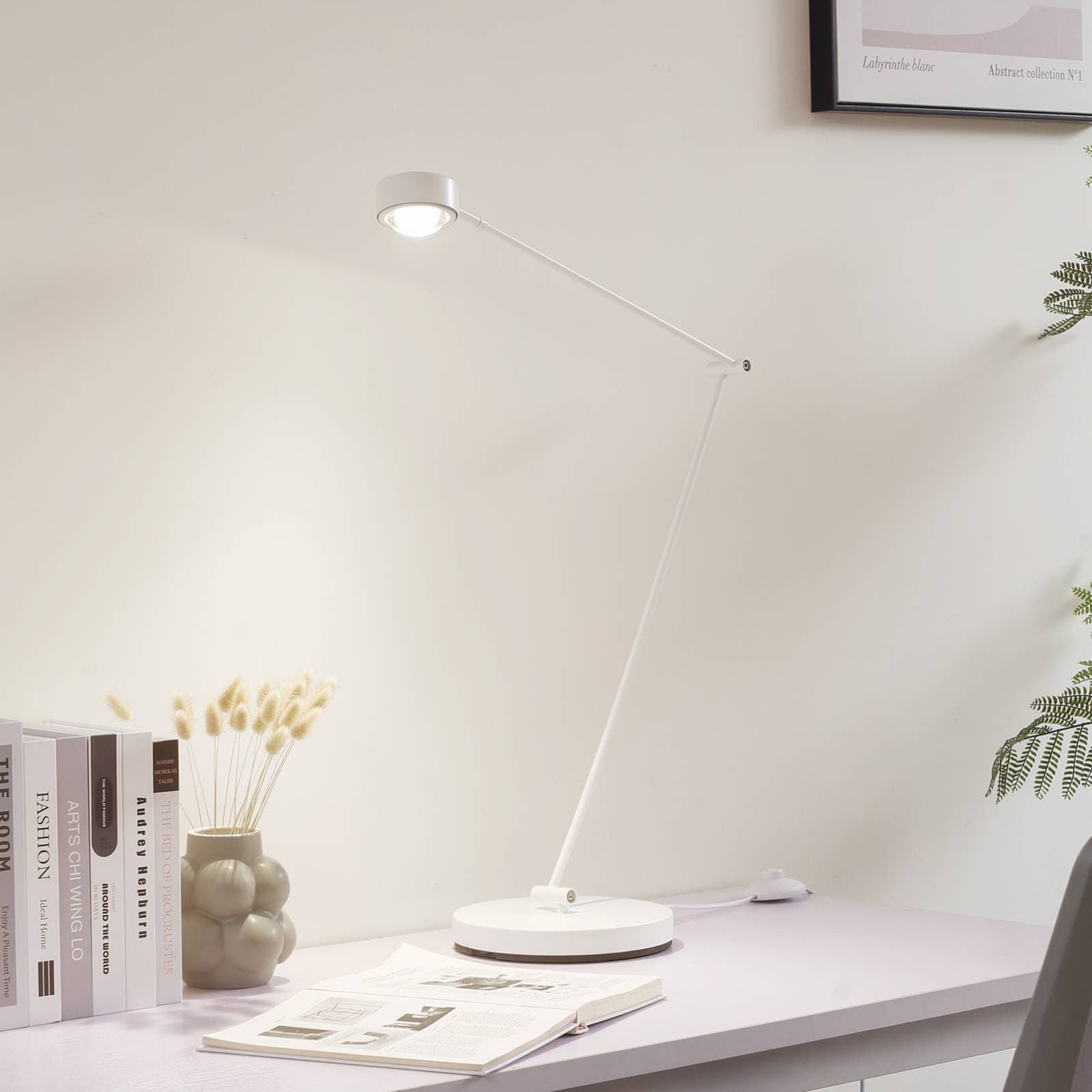 Stojacia lampa Lindby Jyla, 88 cm, matná biela, GX53, flexibilné