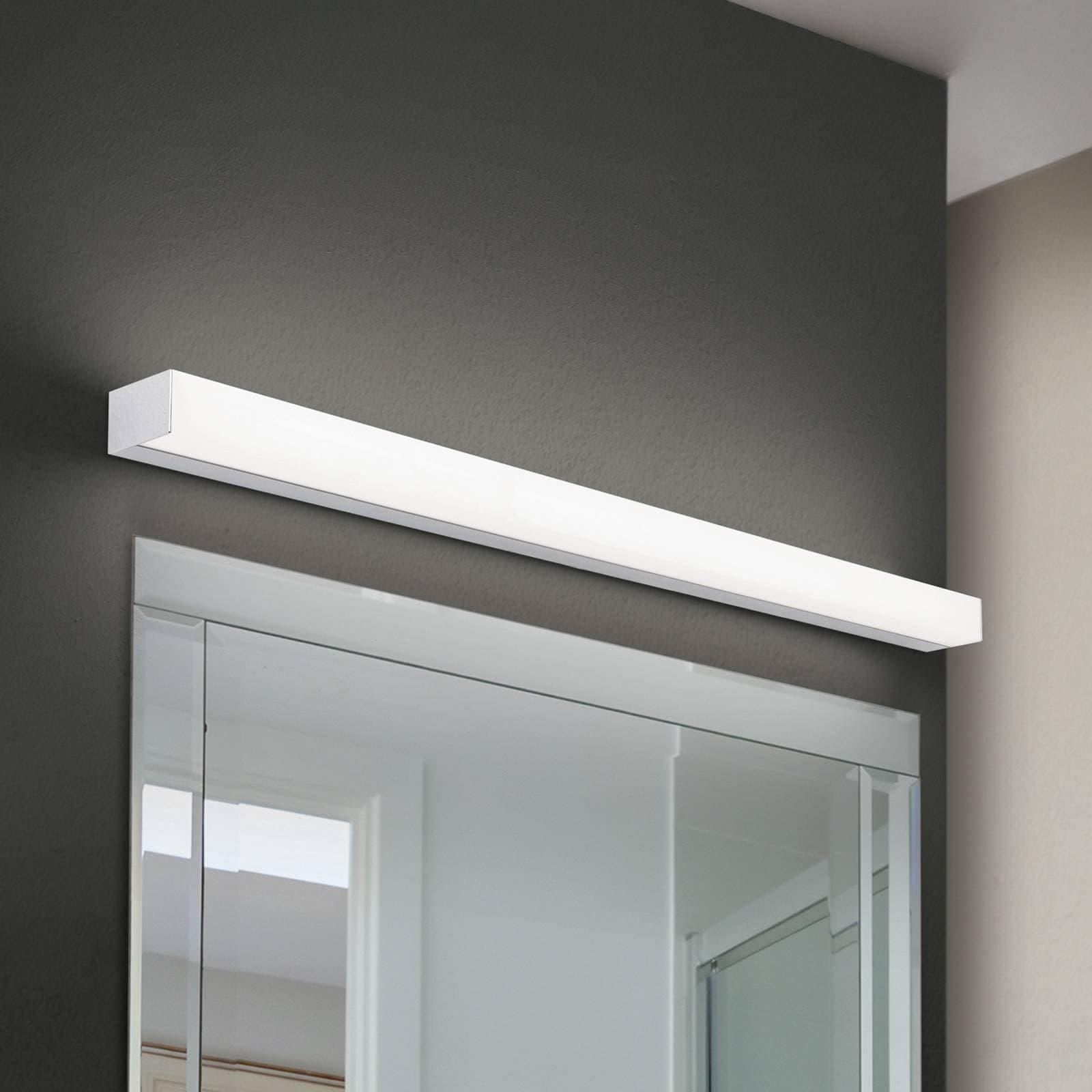 LED zrkadlové svetlo Horizon, šírka 90 cm, chróm, IP44