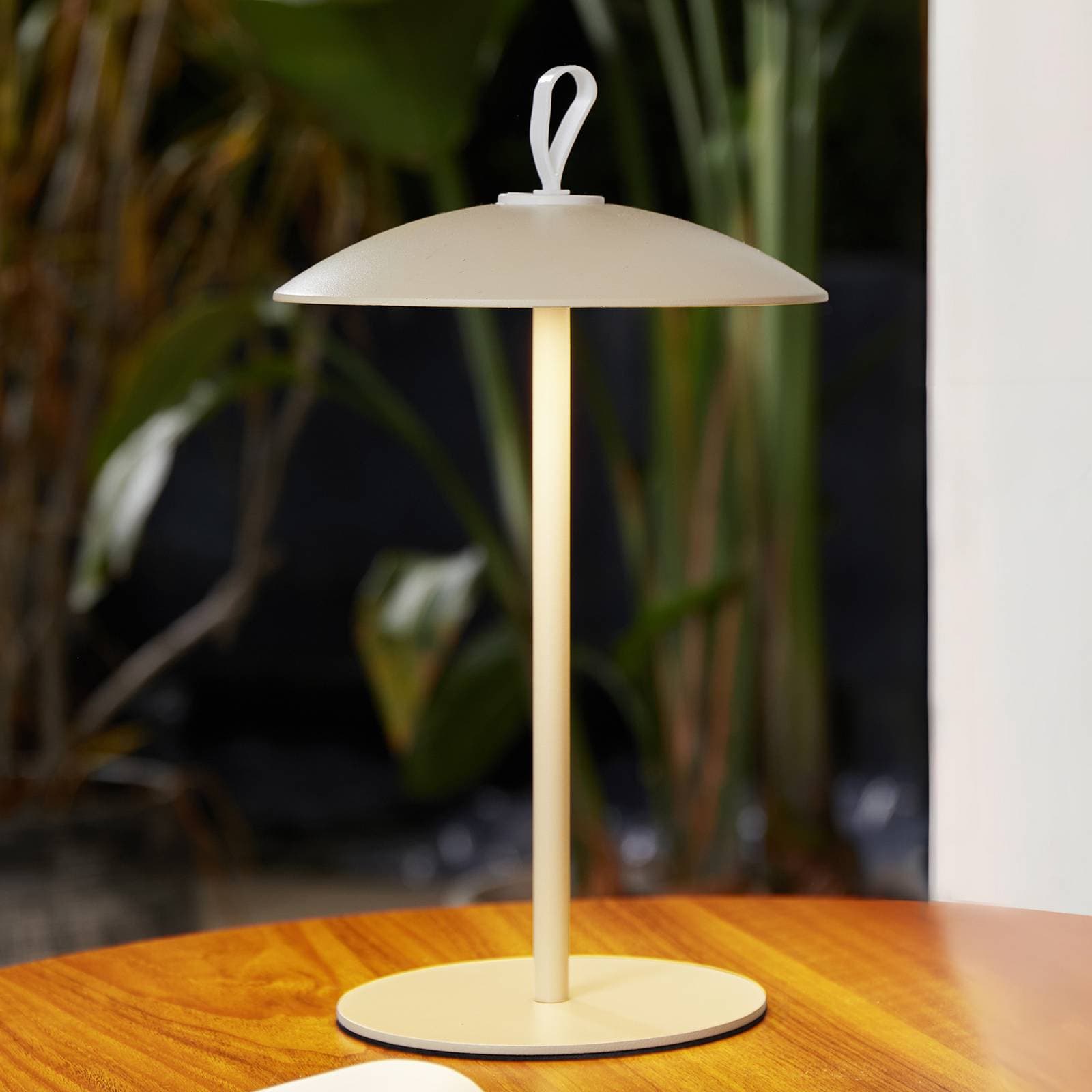 Lindby LED dobíjacia stolová lampa Kanani, béžová, stmievateľná