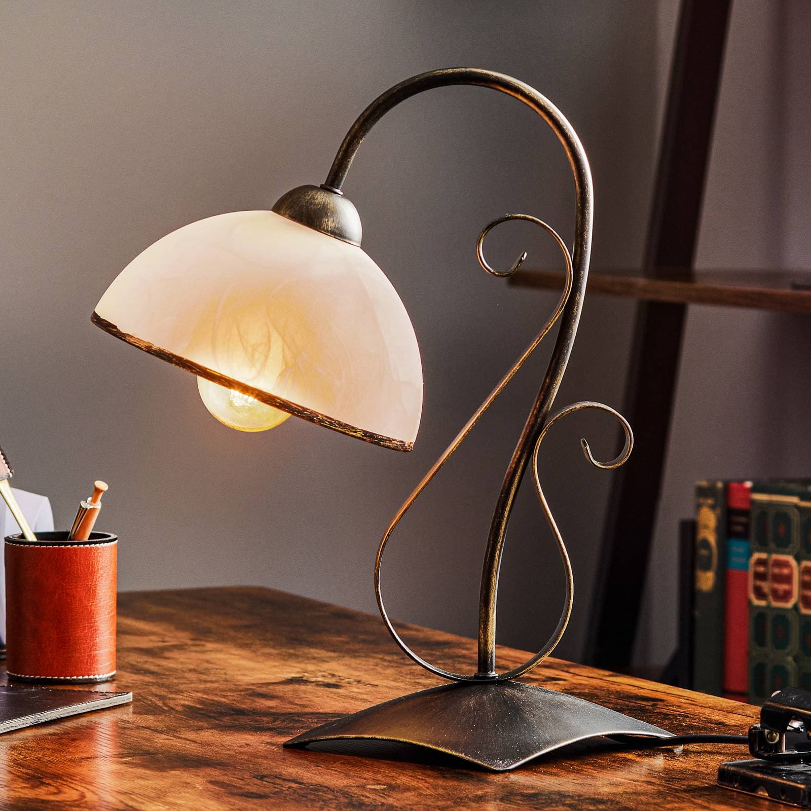 Stolová lampa Antica v štýle vidieckeho domu, 1-plameňové