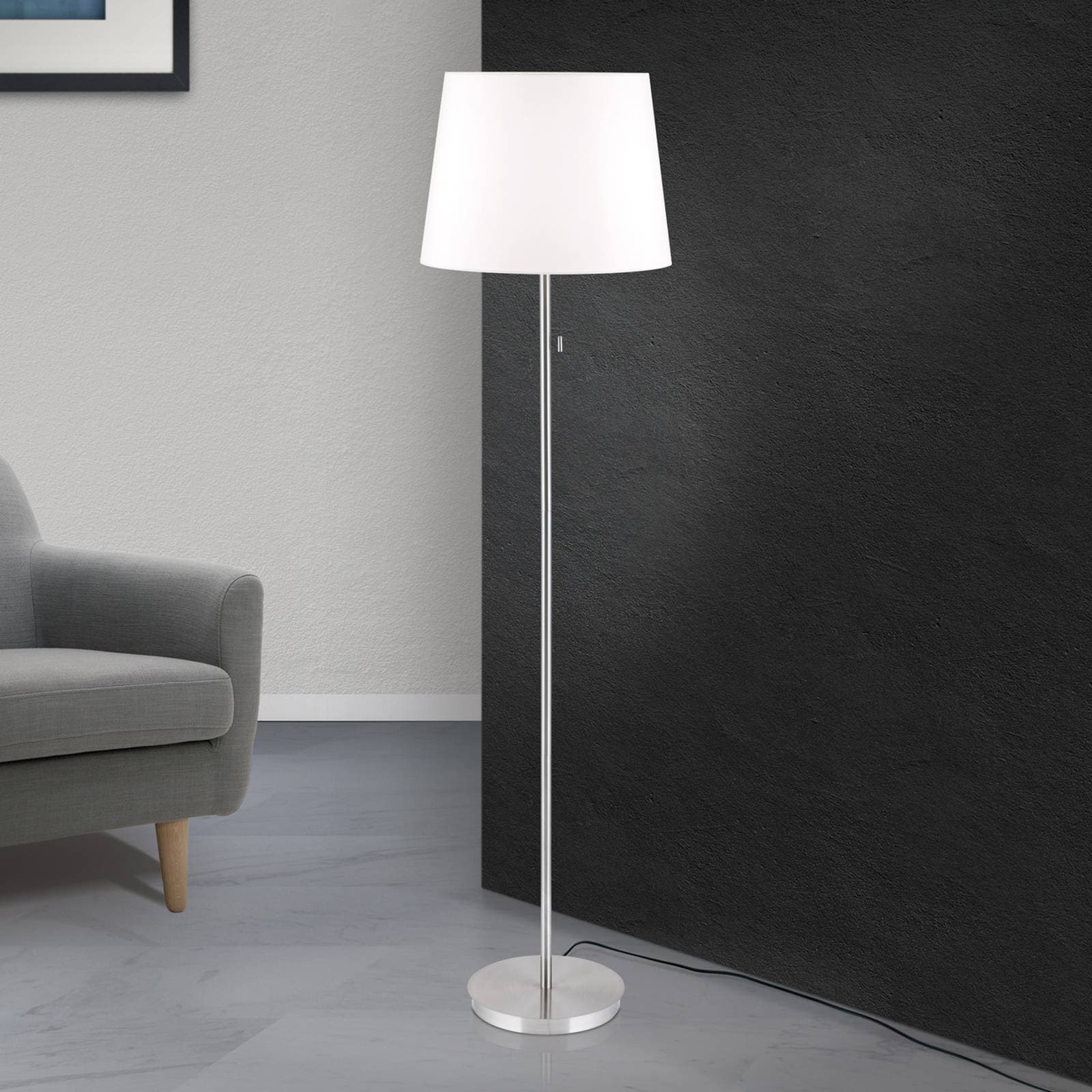 Textilná stojacia lampa Ludwig, matný nikel