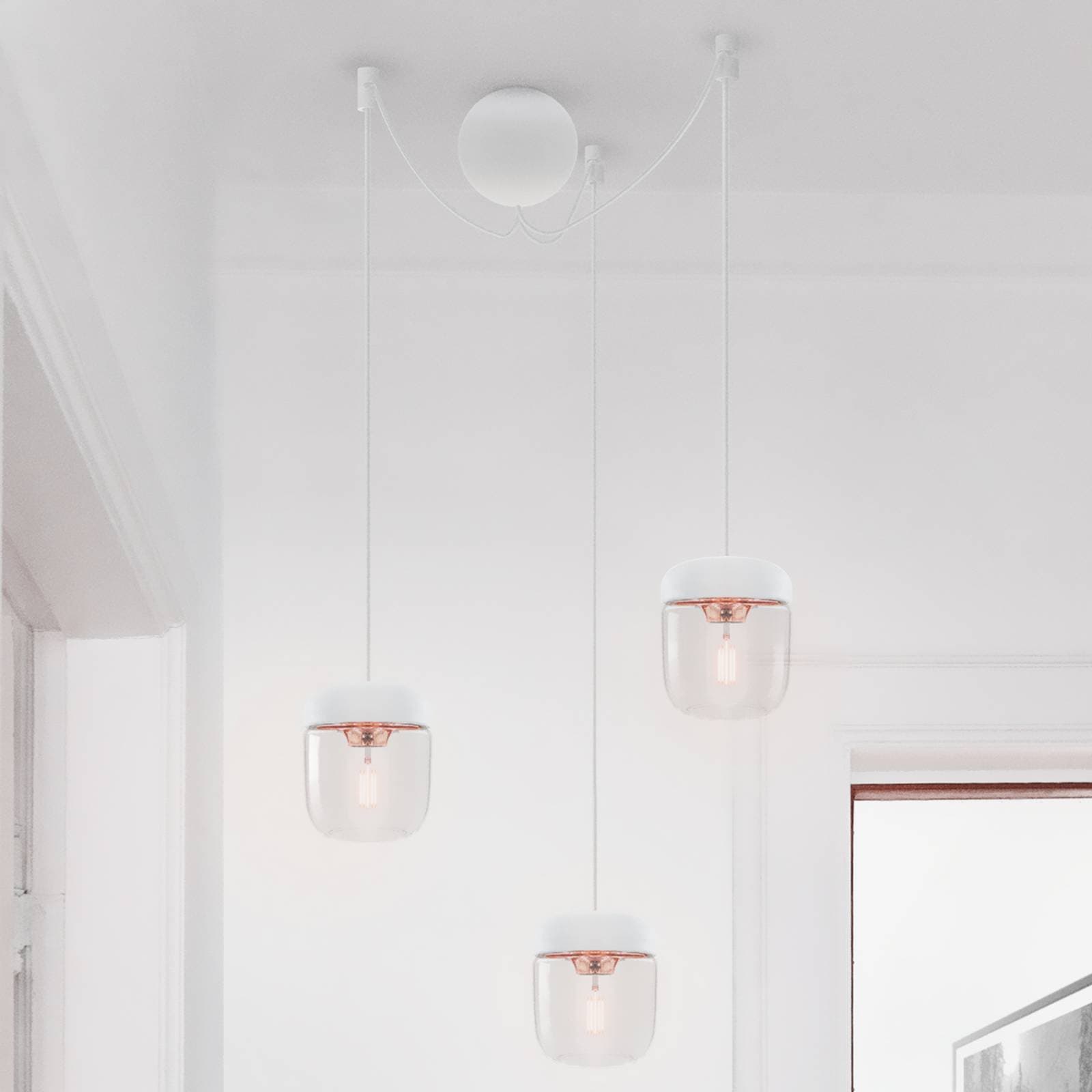 UMAGE Acorn závesná lampa 3-pl. biela/meď
