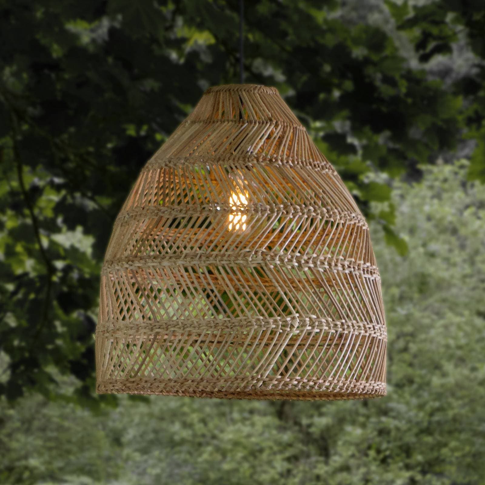 PR Home Vonkajšia závesná lampa Maja, ratan, Ø 53 cm, zástrčka, IP44