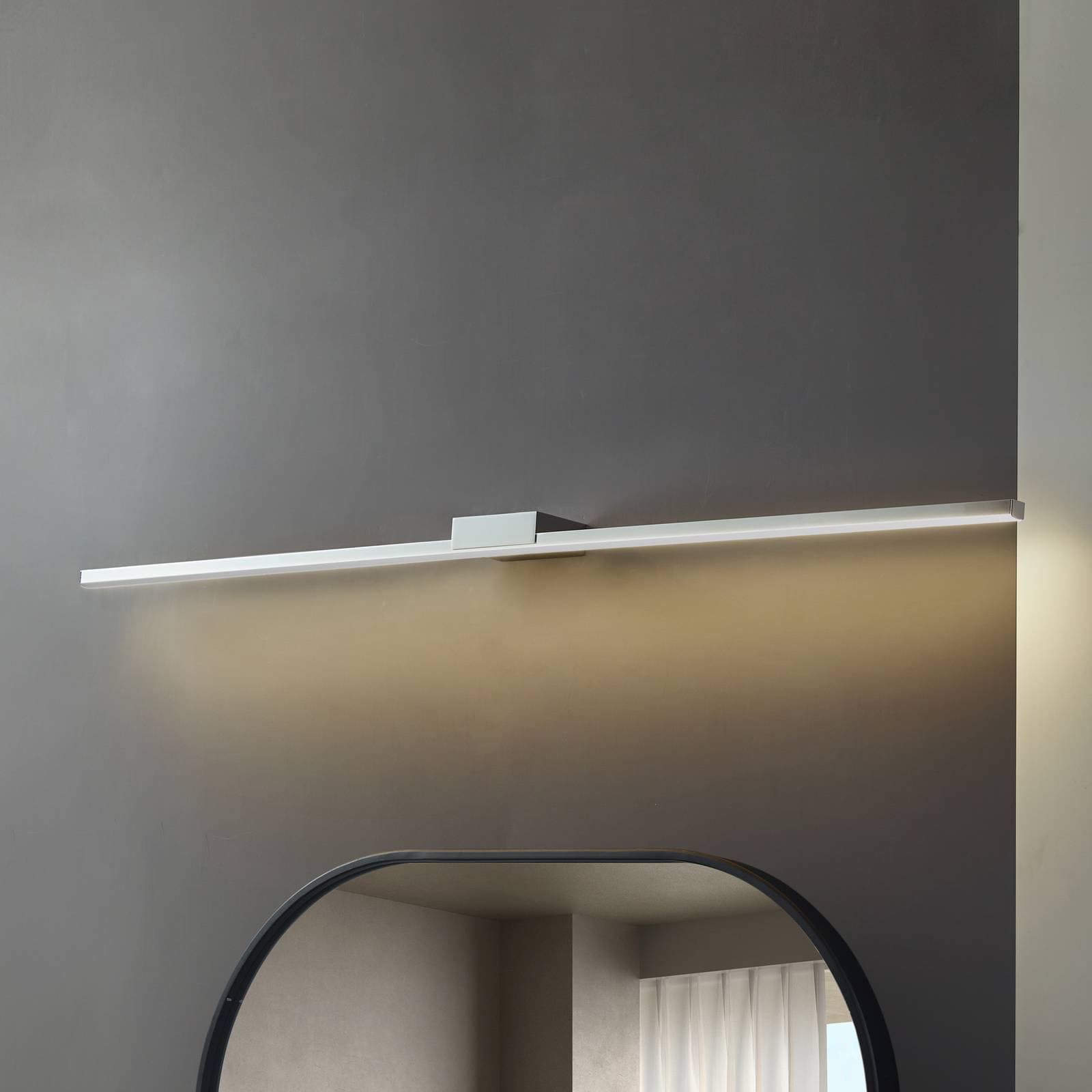 Lucande LED zrkadlo svetlo Kivana, chróm, kov, 120 cm, IP44