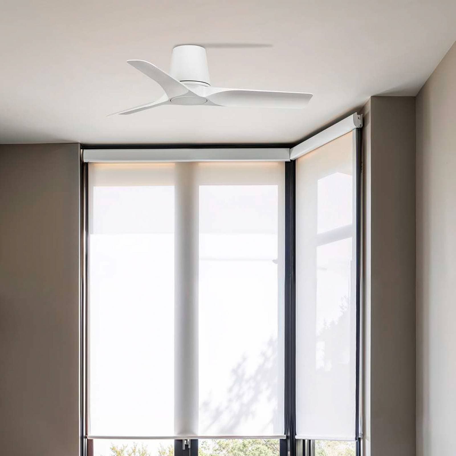 Stropný ventilátor Hey S, biely, motor na jednosmerný prúd, tichý, Ø 90 cm