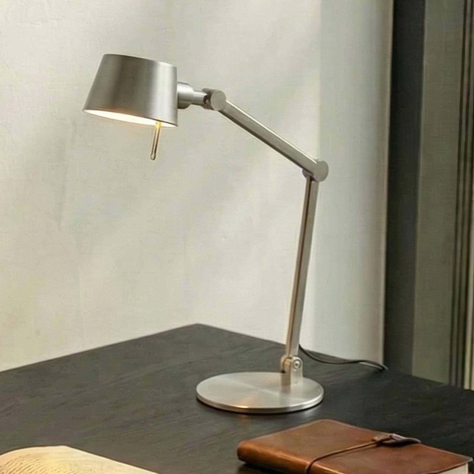 Stolová lampa Lucande Silka, 93 cm, nikl, nastaviteľná, E27