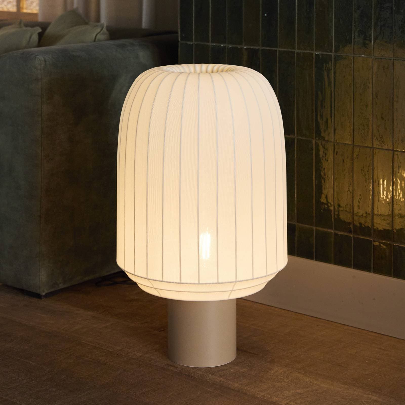 Northern Stojacia lampa Tradition, textil, biela, E27
