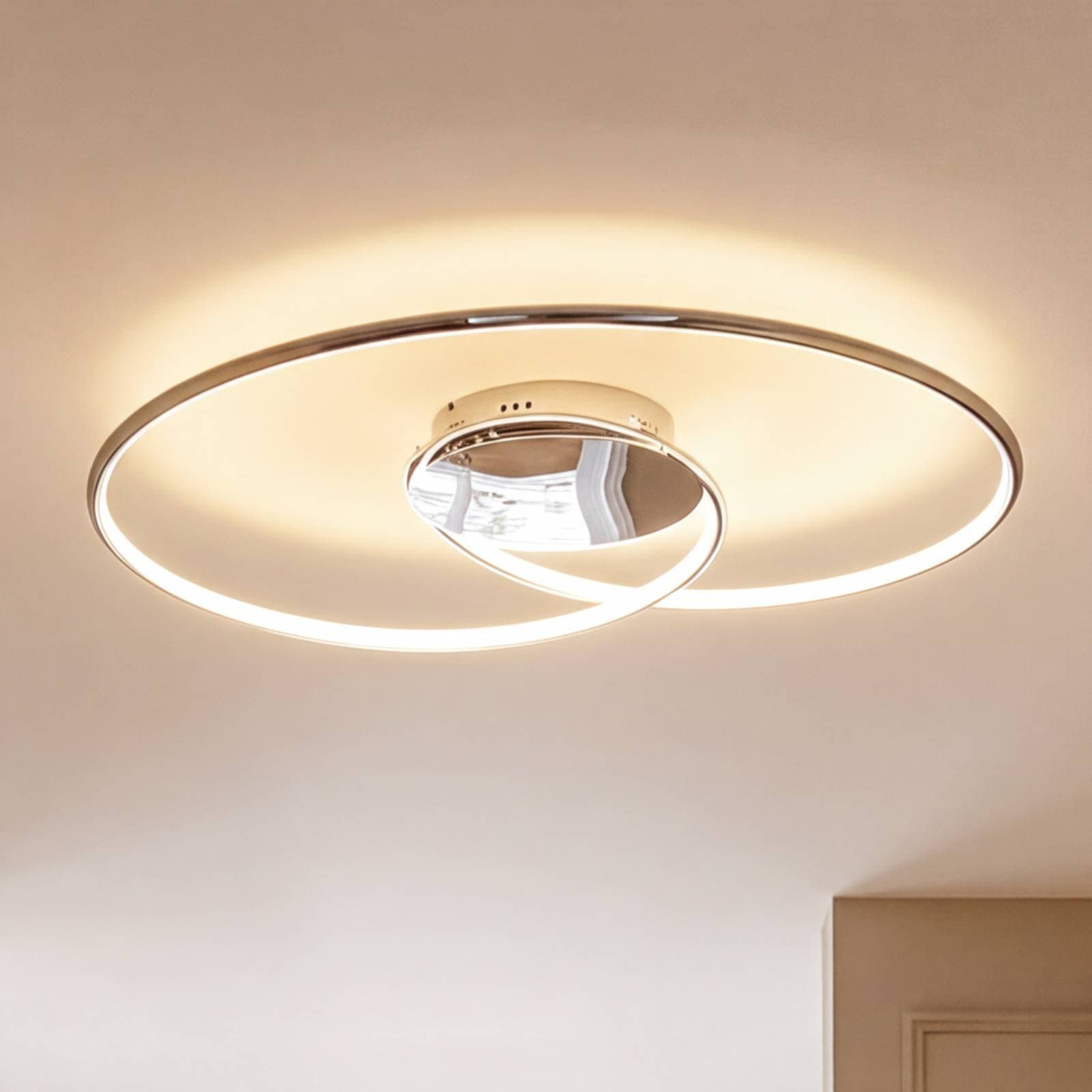 Lindby LED stropné svietidlo Joline, Ø 74 cm, chrómová farba, kov
