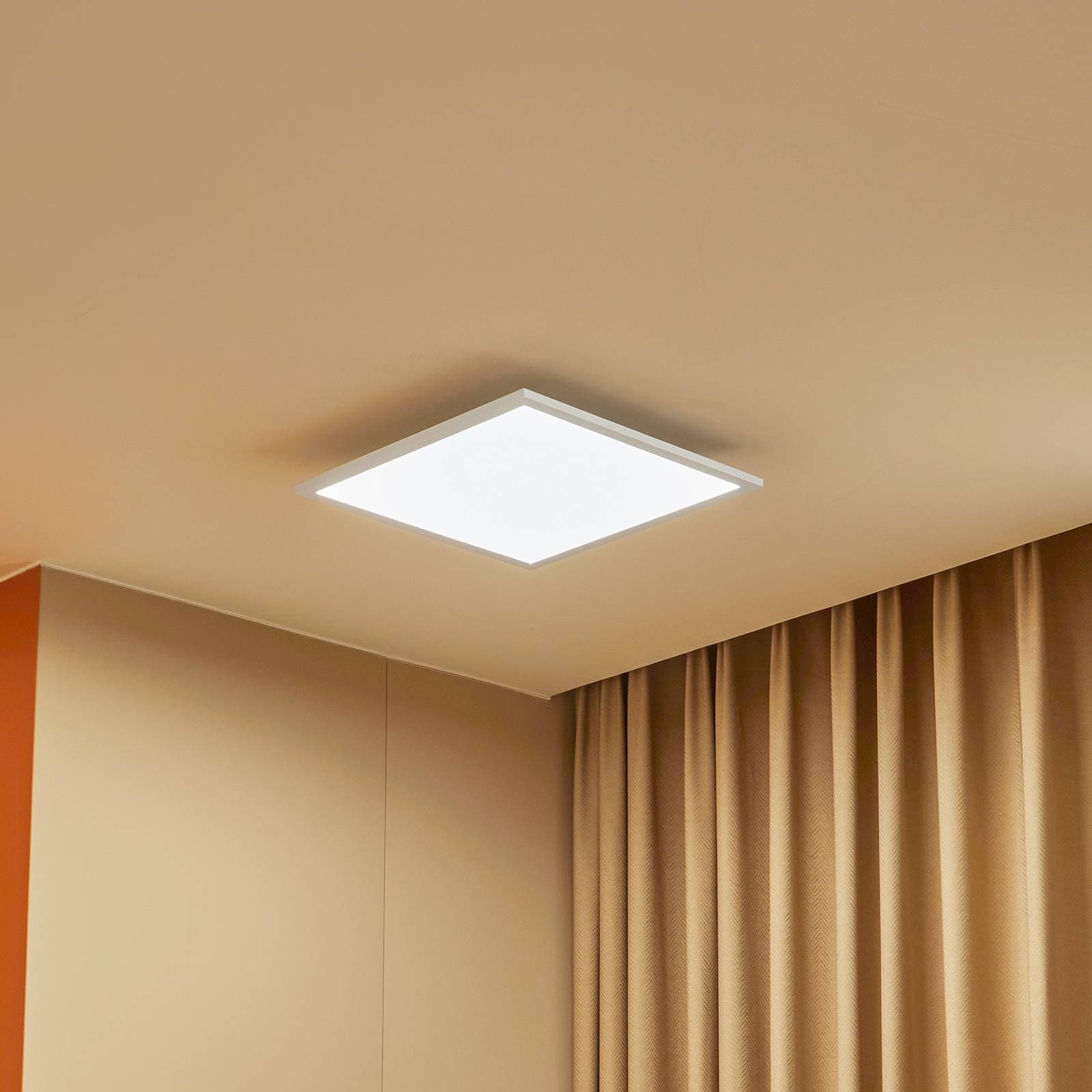 Lindby LED panel Lamin, biely, 40 cm, CCT, stmievateľný, diaľkové ovládanie