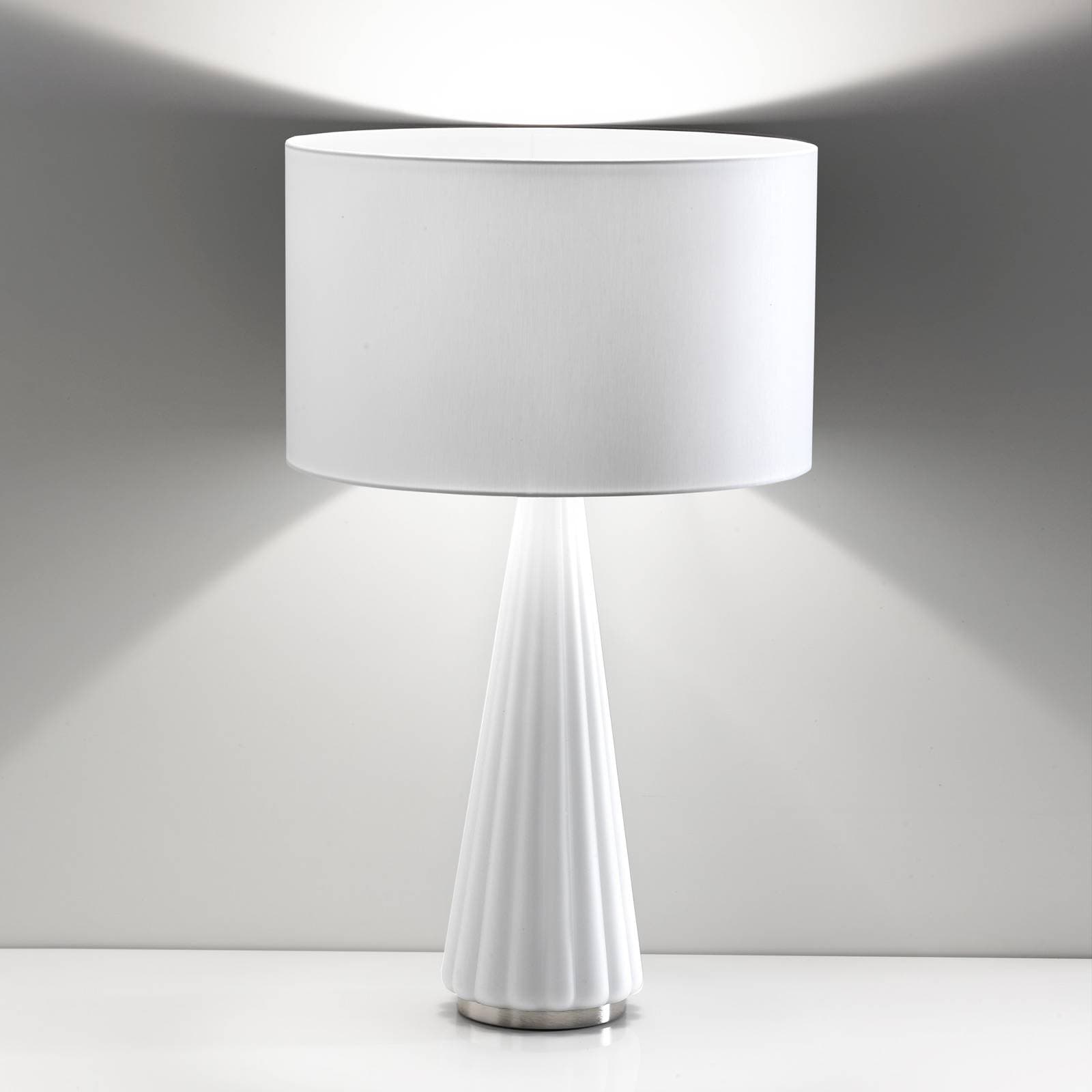 Stolná lampa Costa Rica, tienidlo podstavec biele